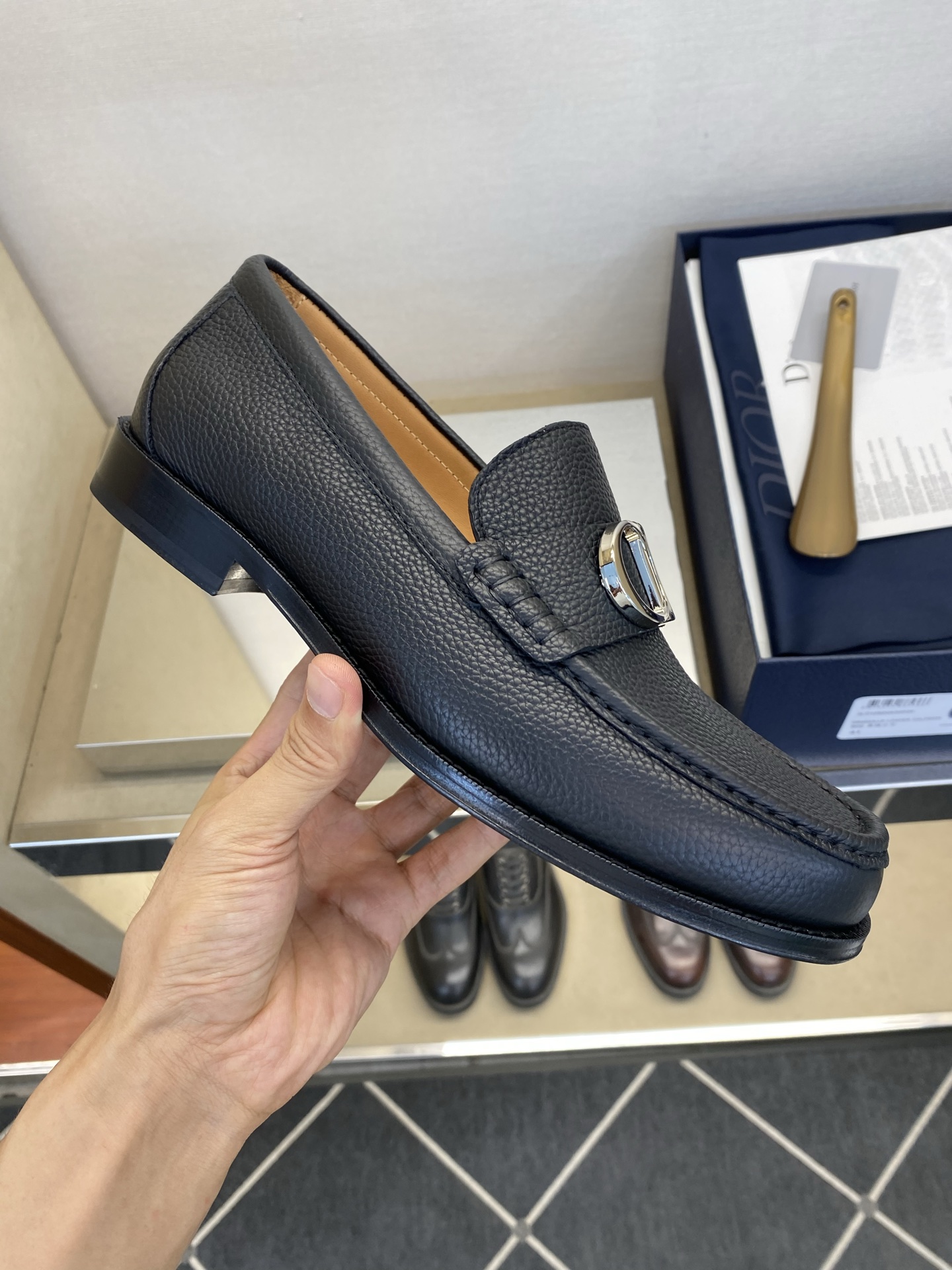 디올 신발 129080 Dior Shoes 썸네일 이미지