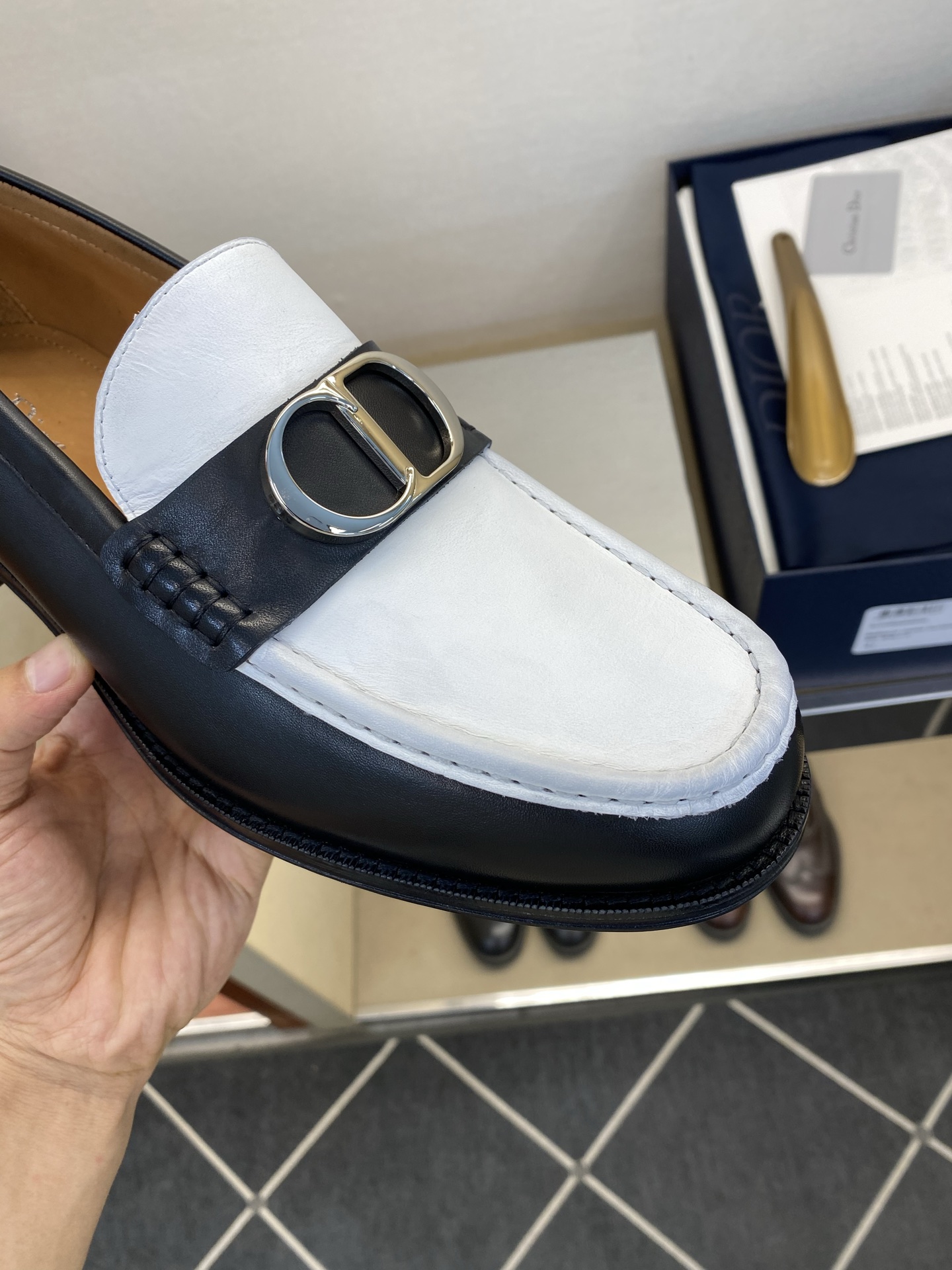 디올 신발 129079 Dior Shoes 썸네일 이미지
