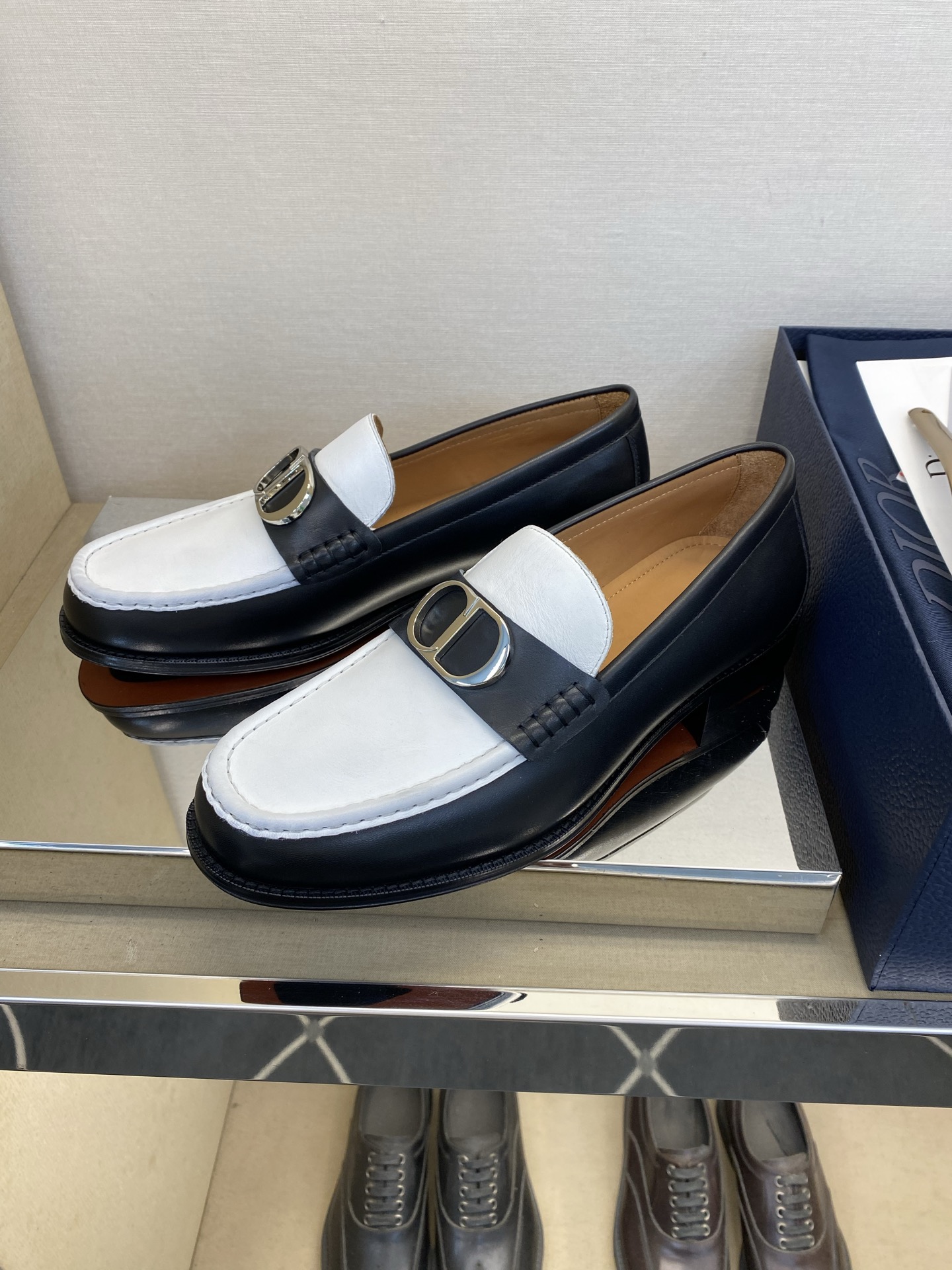 디올 신발 129079 Dior Shoes 썸네일 이미지