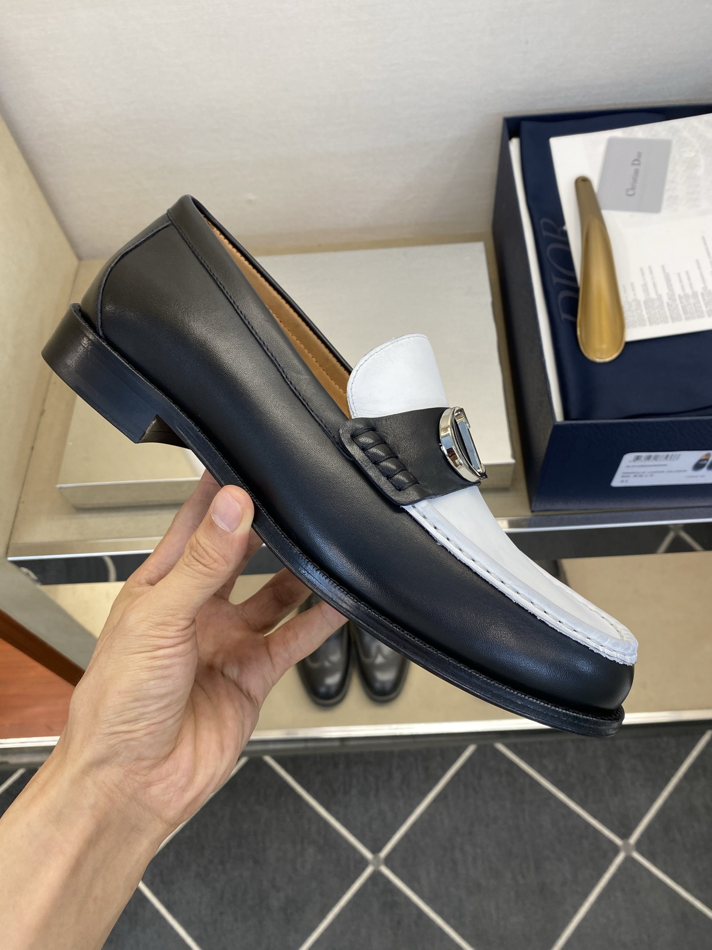 디올 신발 129079 Dior Shoes 썸네일 이미지