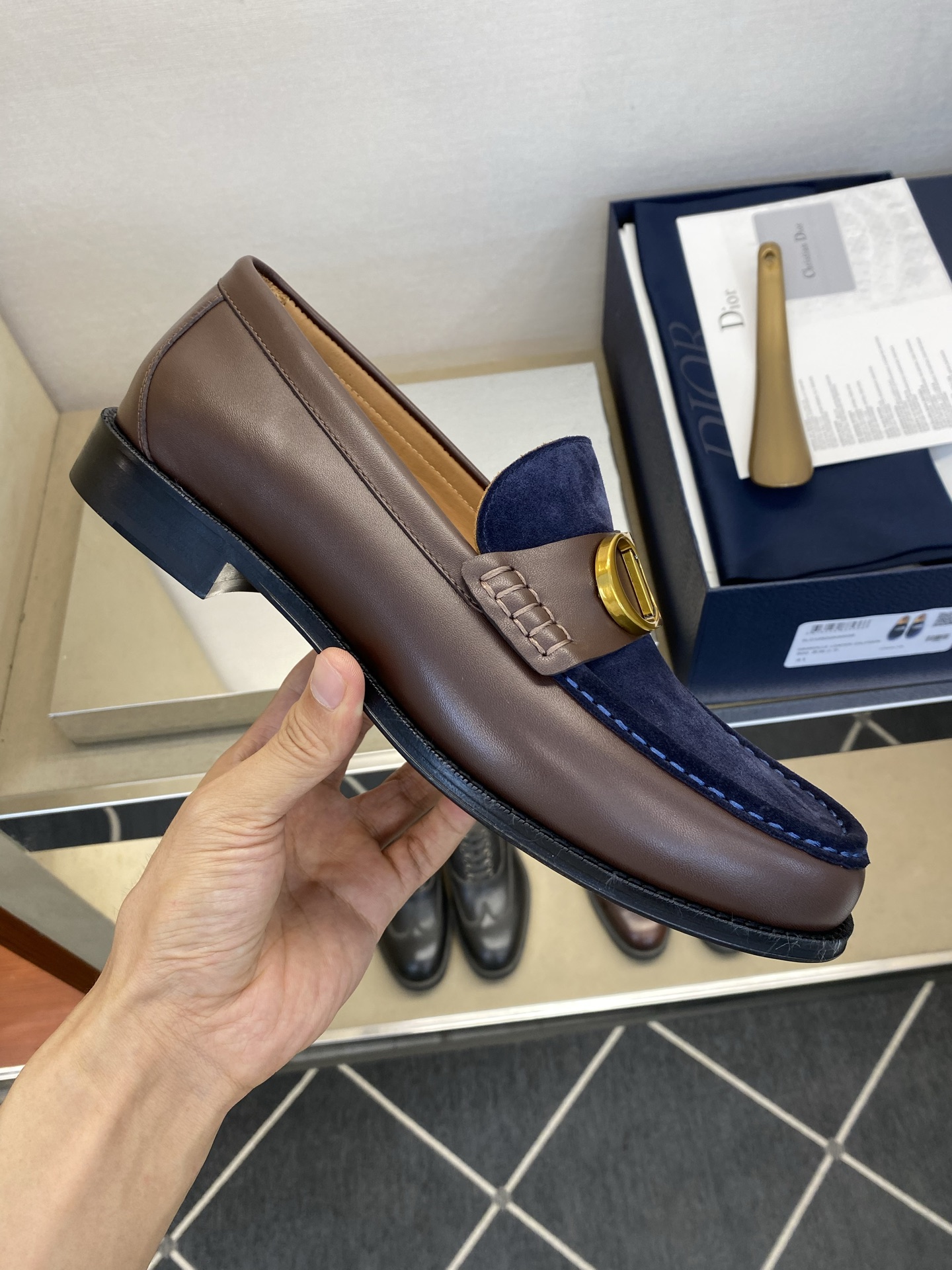 디올 신발 129076 Dior Shoes 썸네일 이미지