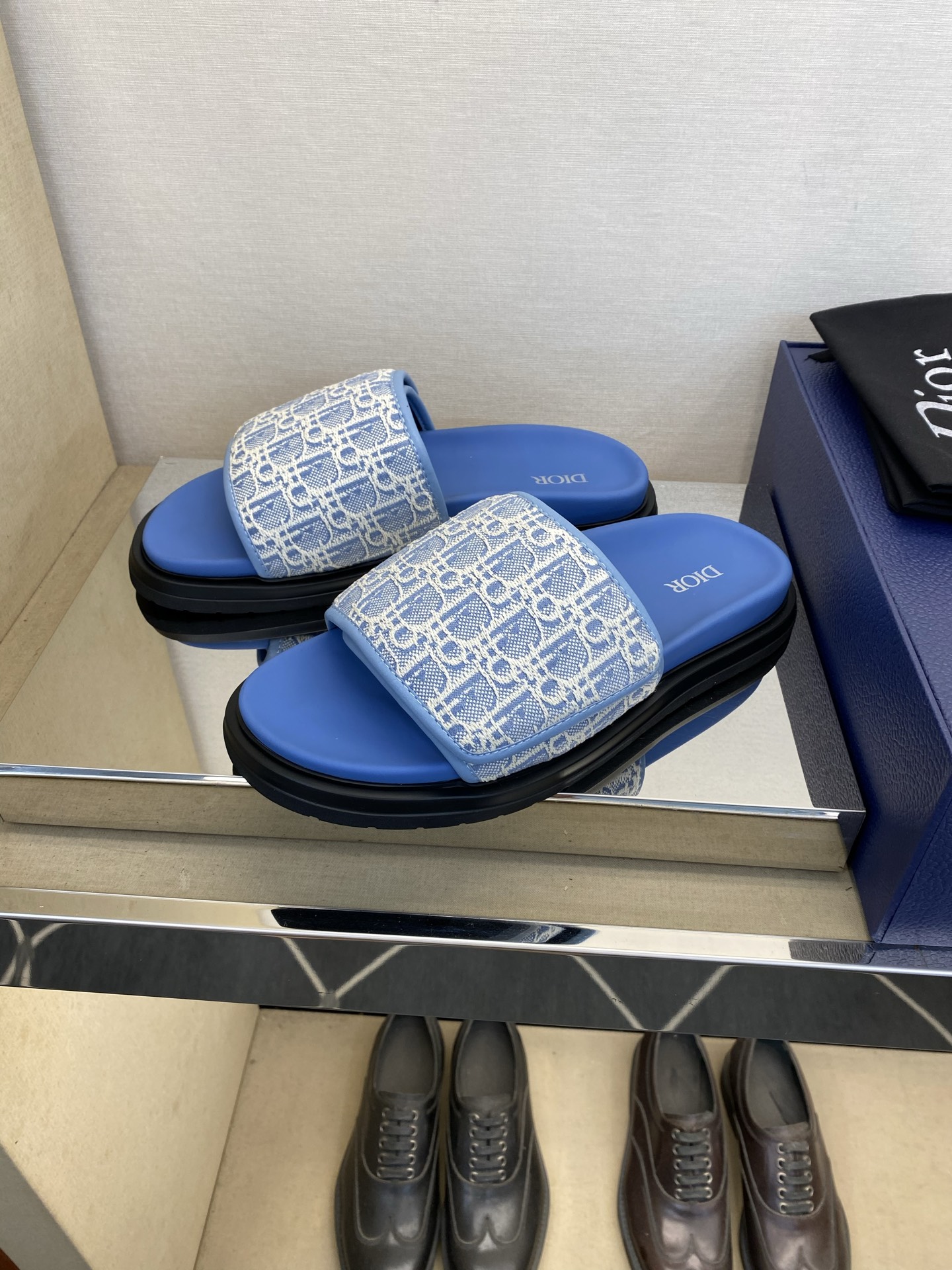 디올 신발 134593 Dior Shoes 썸네일 이미지