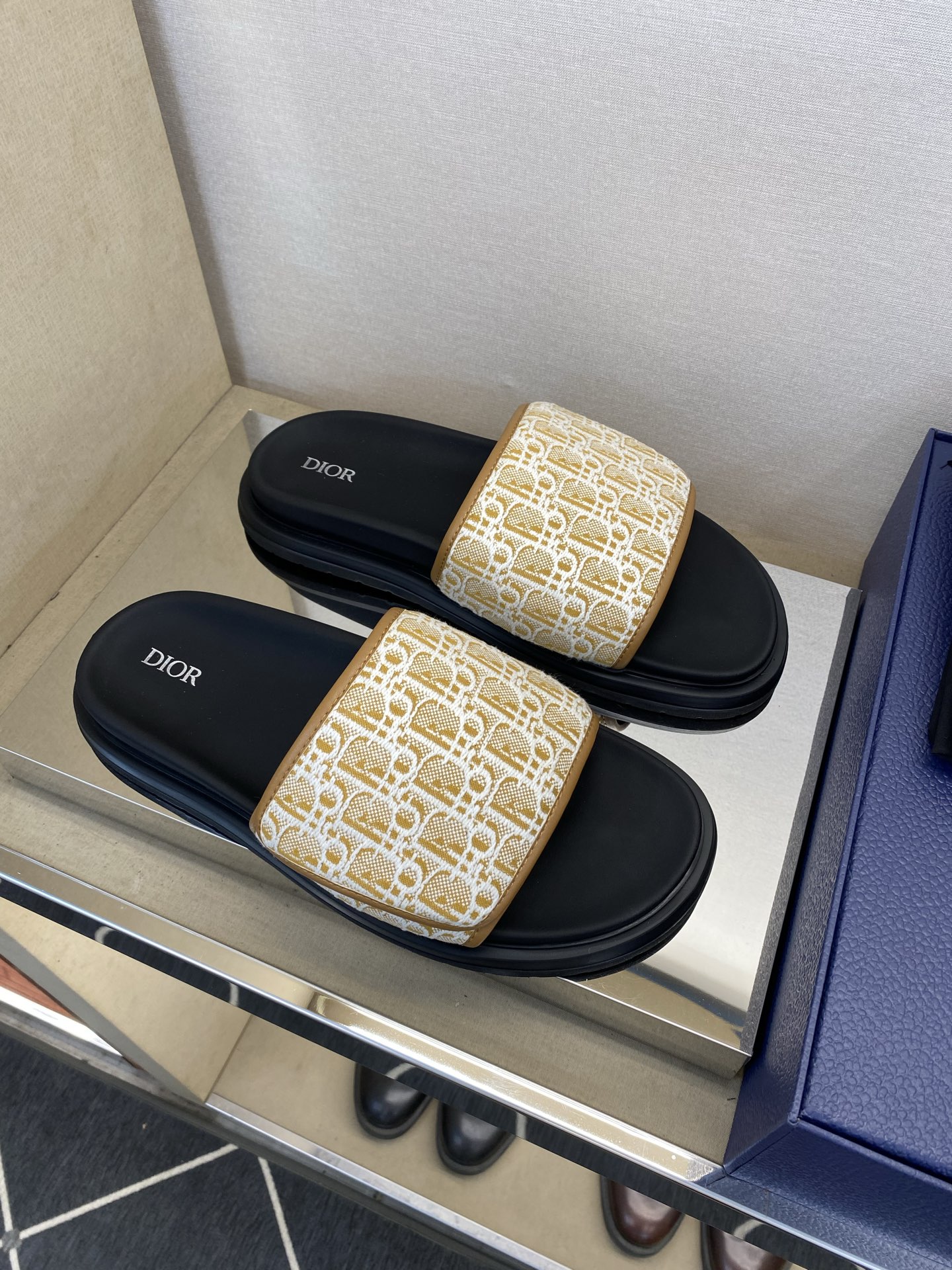 디올 신발 134592 Dior Shoes 썸네일 이미지