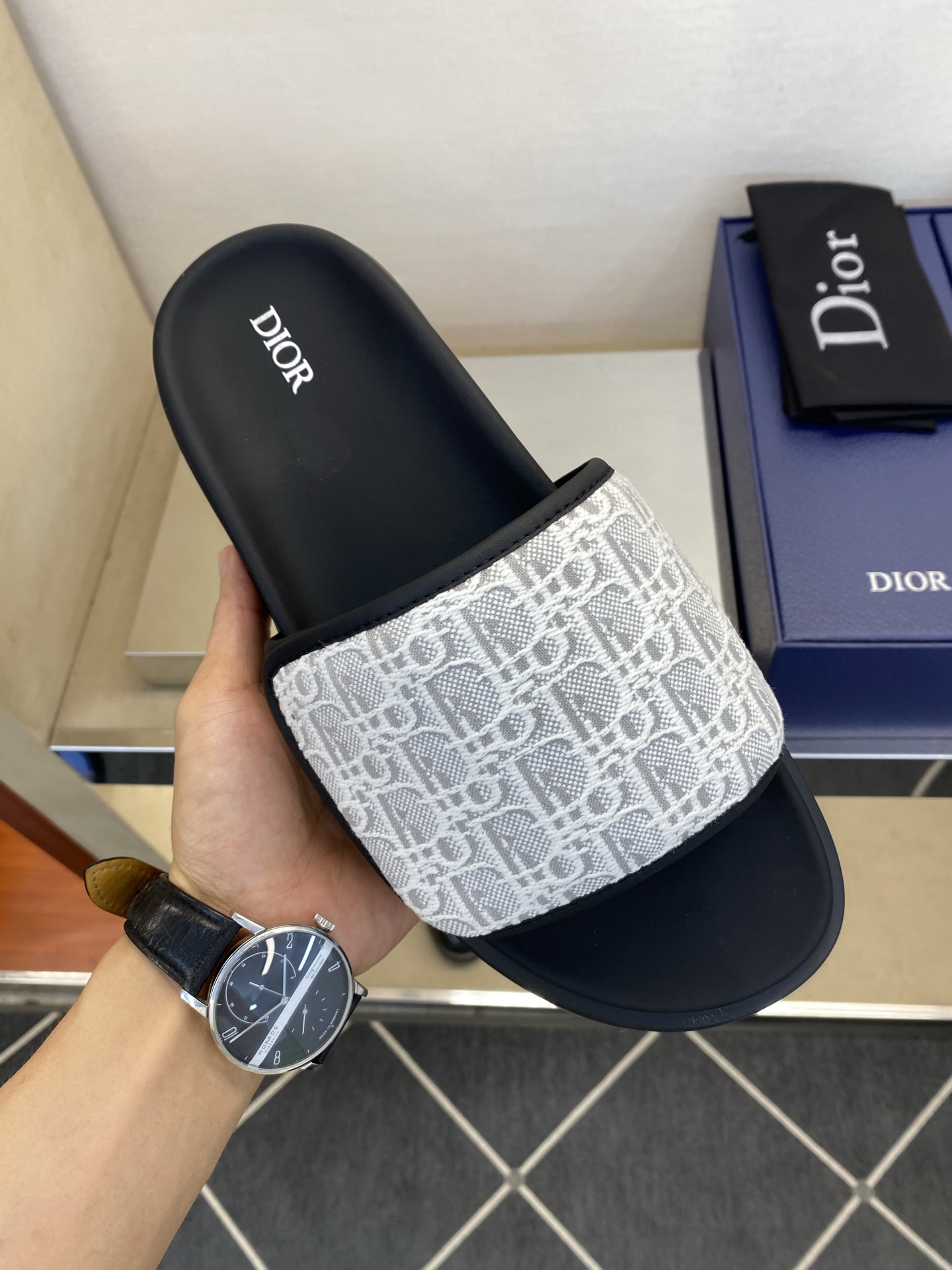 디올 신발 134591 Dior Shoes 썸네일 이미지