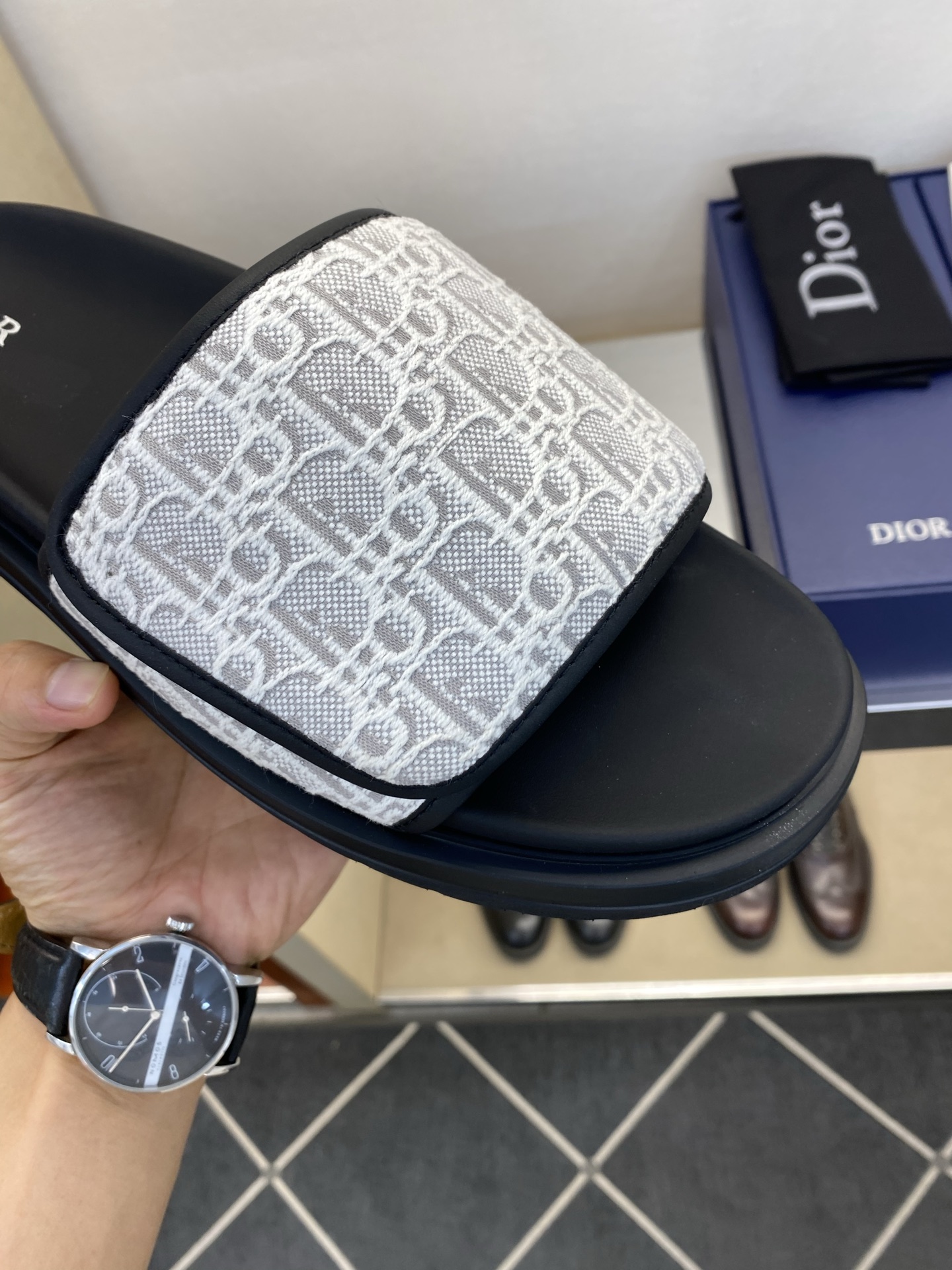 디올 신발 134591 Dior Shoes 썸네일 이미지