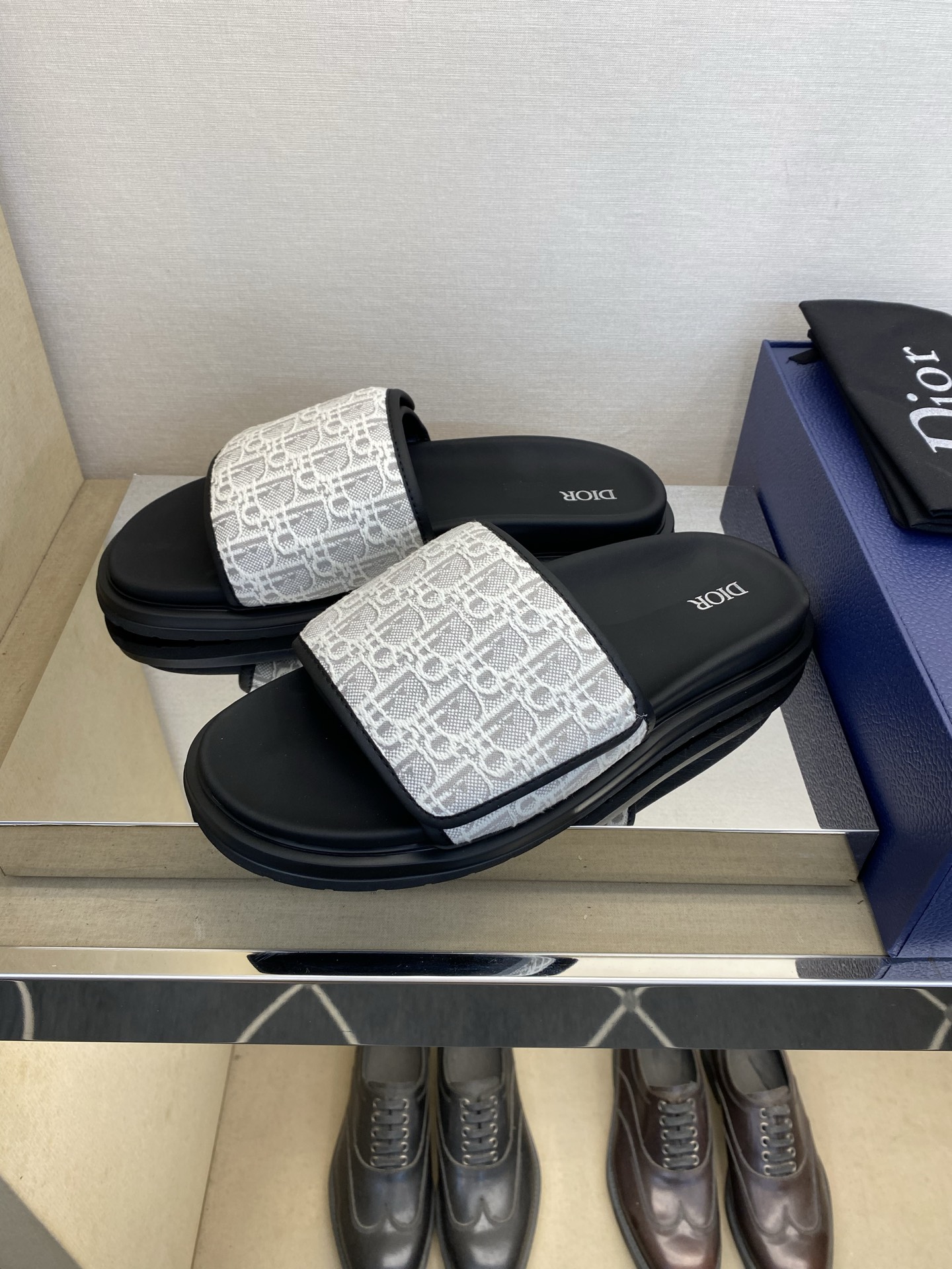 디올 신발 134591 Dior Shoes 썸네일 이미지