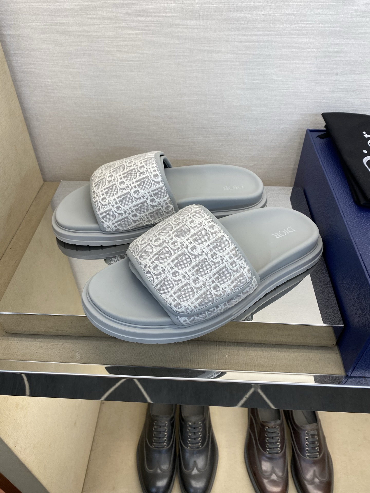 디올 신발 134589 Dior Shoes 썸네일 이미지