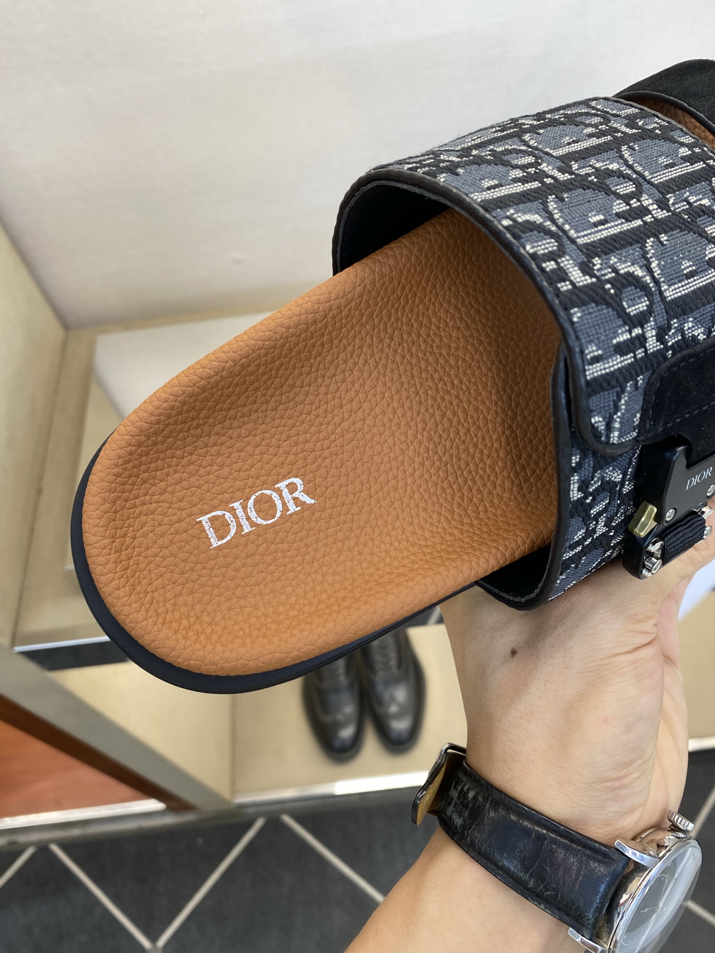 디올 신발 134584 Dior Shoes 썸네일 이미지