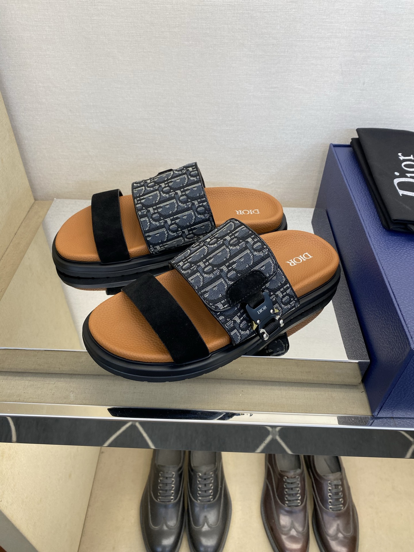 디올 신발 134584 Dior Shoes 썸네일 이미지