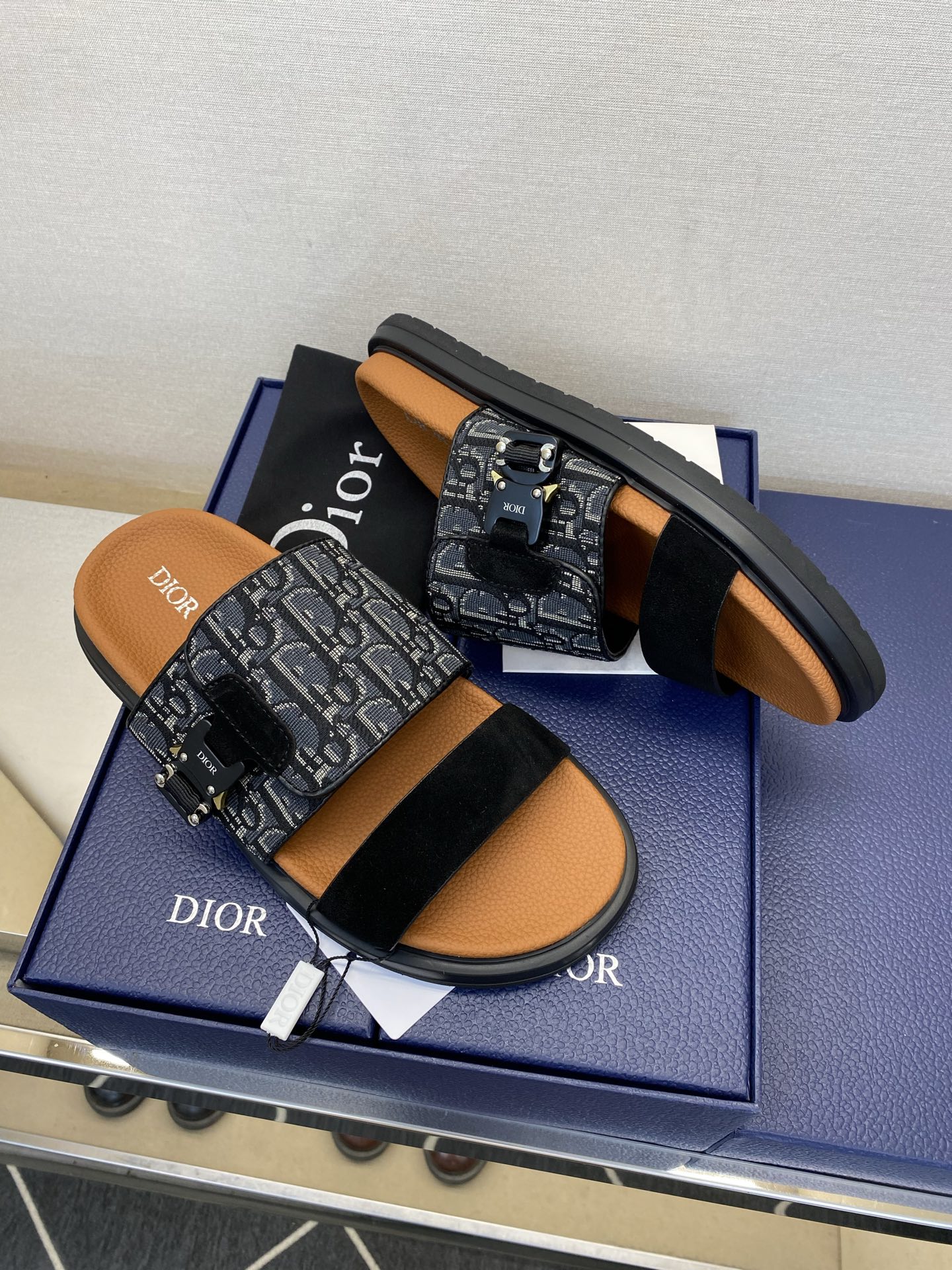 디올 신발 134584 Dior Shoes 썸네일 이미지