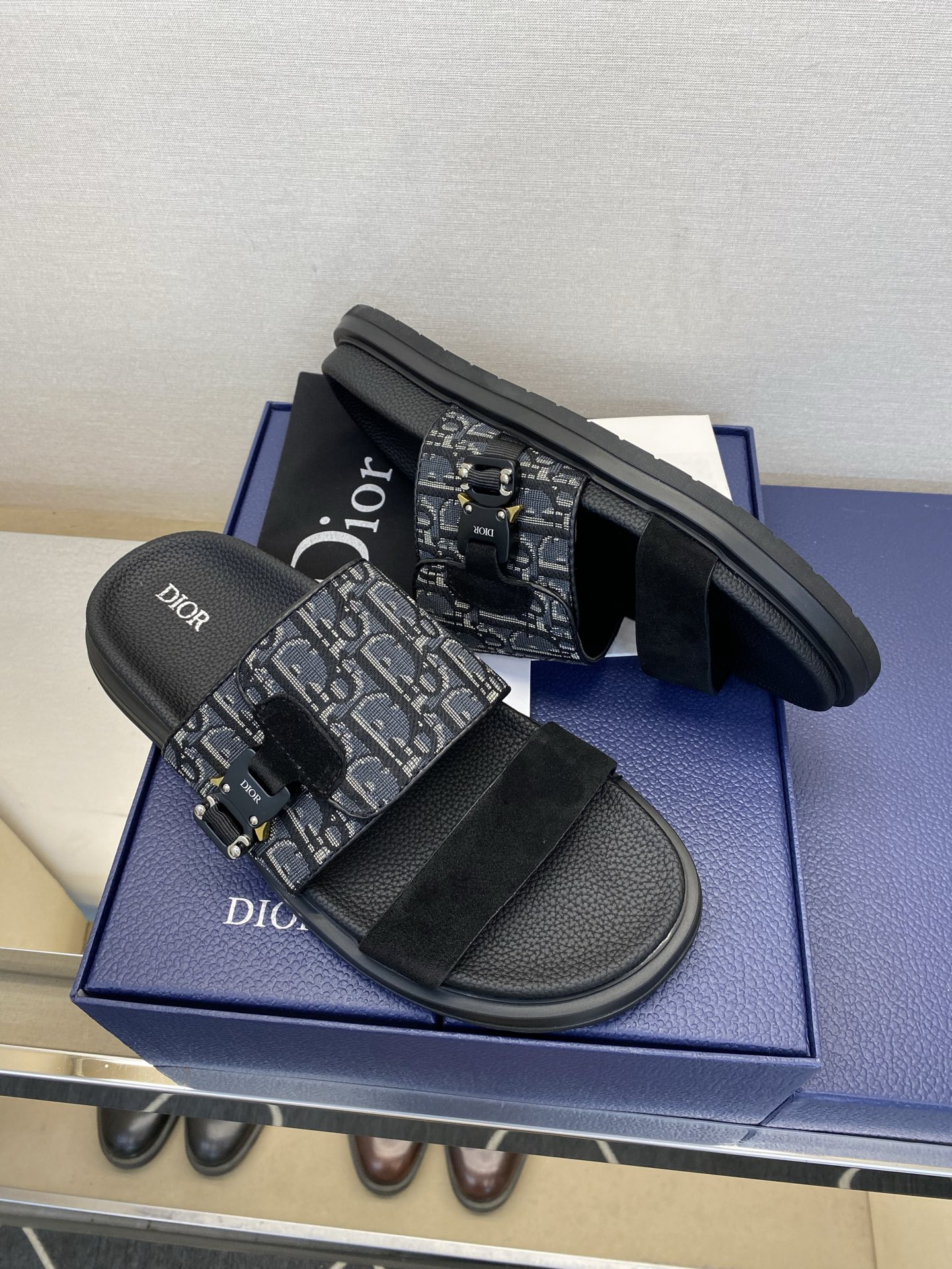 디올 신발 134582 Dior Shoes 썸네일 이미지