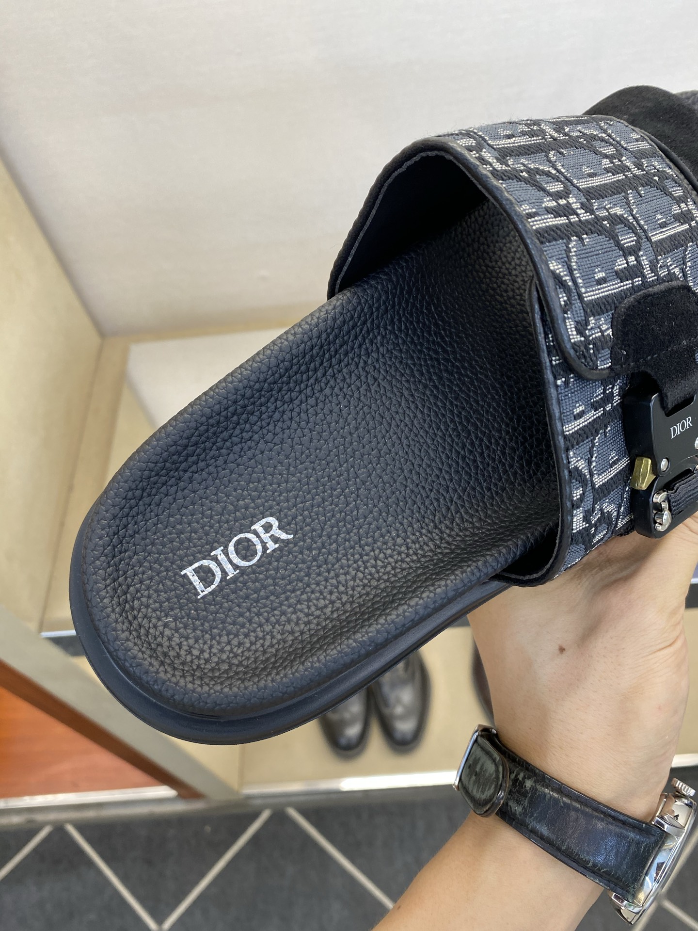 디올 신발 134582 Dior Shoes 썸네일 이미지