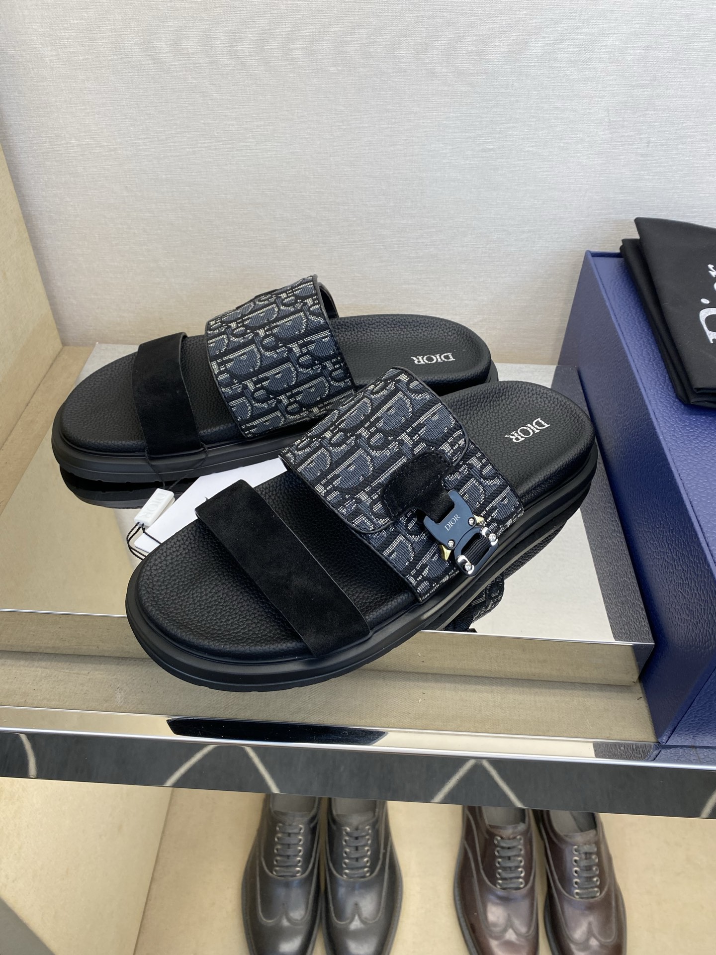 디올 신발 134582 Dior Shoes 썸네일 이미지