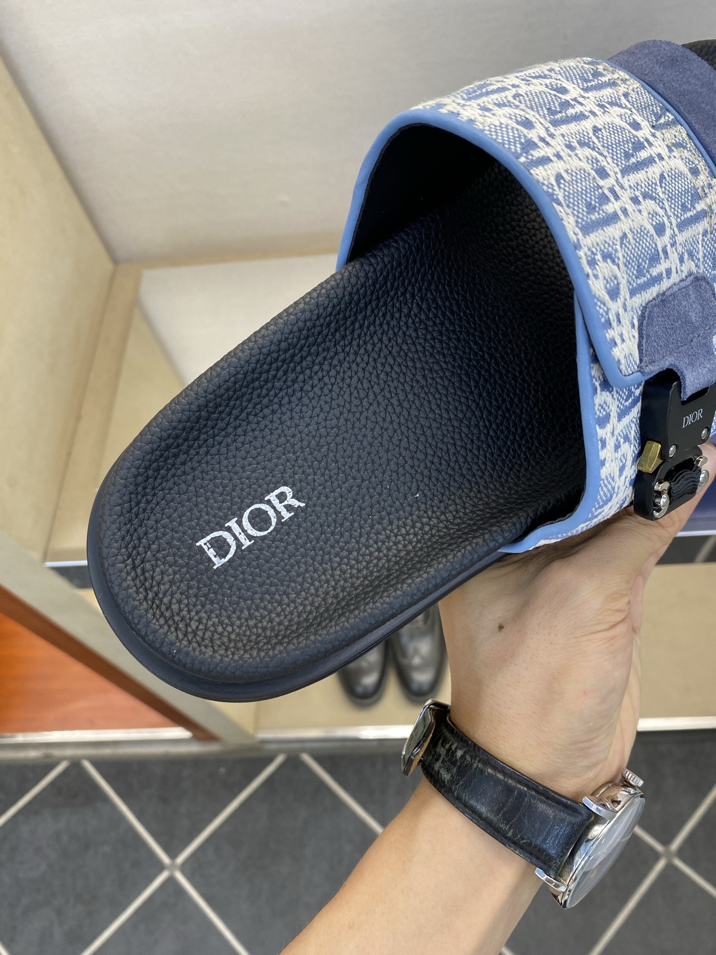디올 신발 134579 Dior Shoes 썸네일 이미지