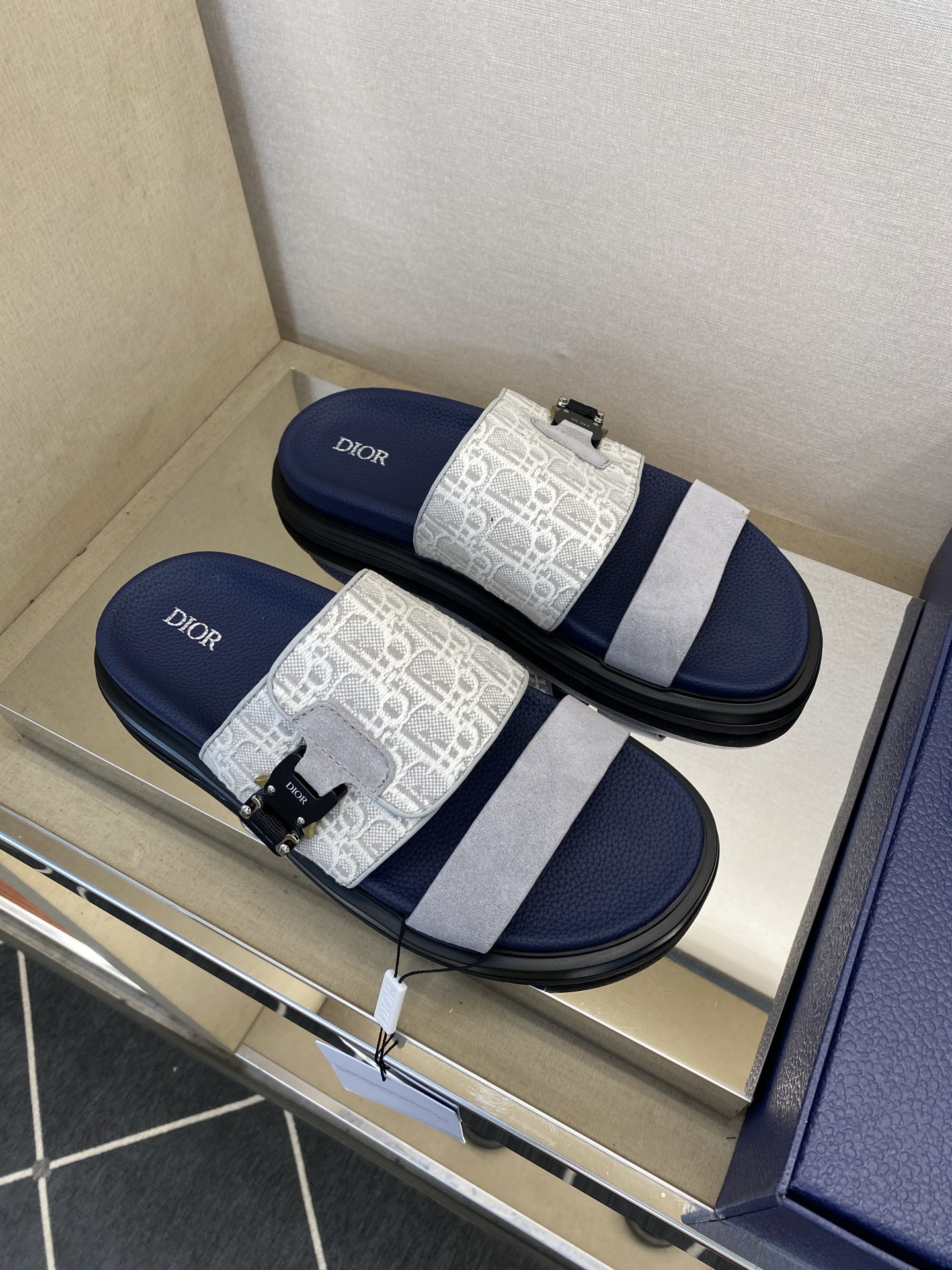 디올 신발 134577 Dior Shoes 썸네일 이미지