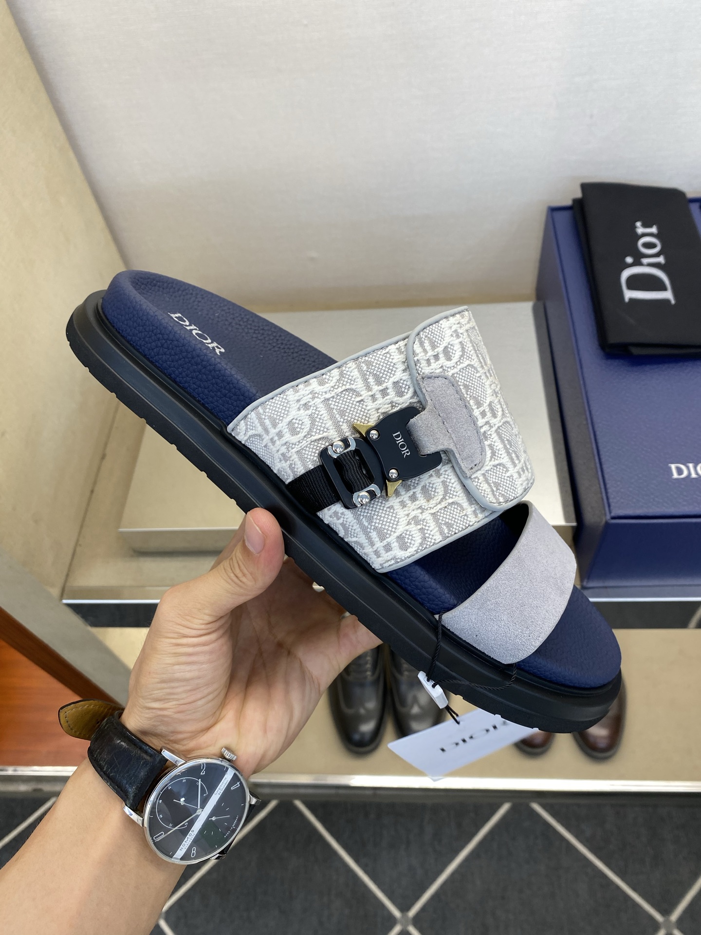 디올 신발 134577 Dior Shoes 썸네일 이미지