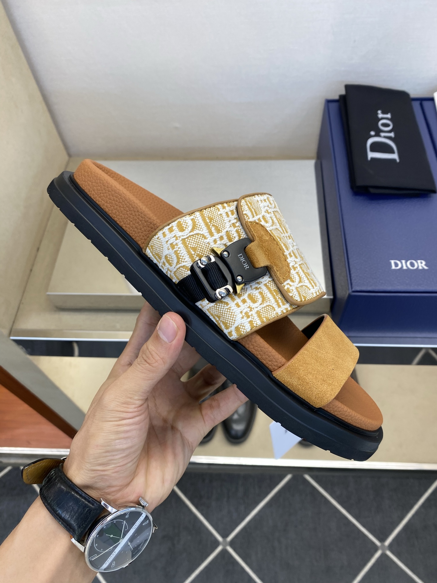 디올 신발 134572 Dior Shoes 썸네일 이미지