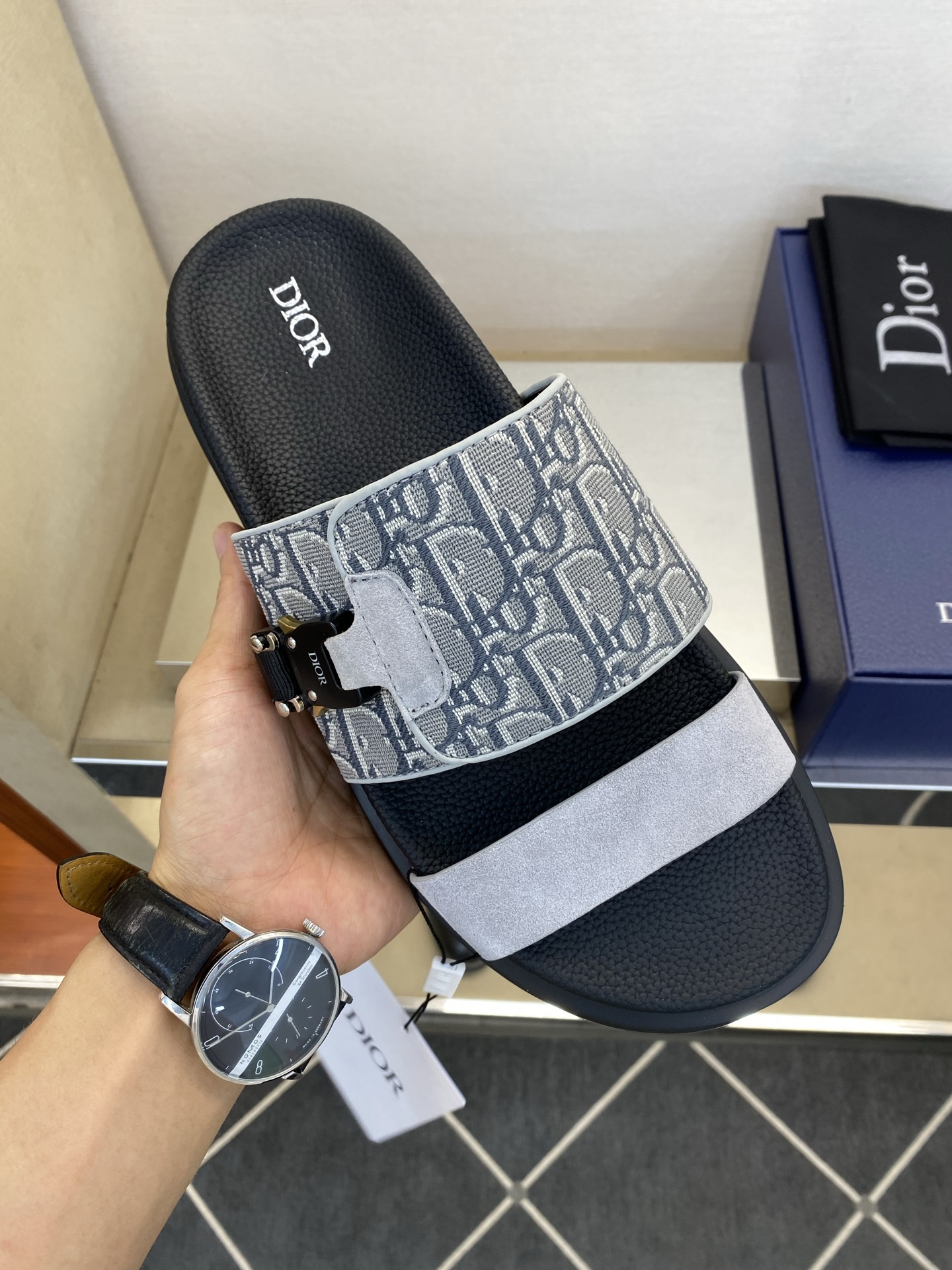 디올 신발 134570 Dior Shoes 썸네일 이미지