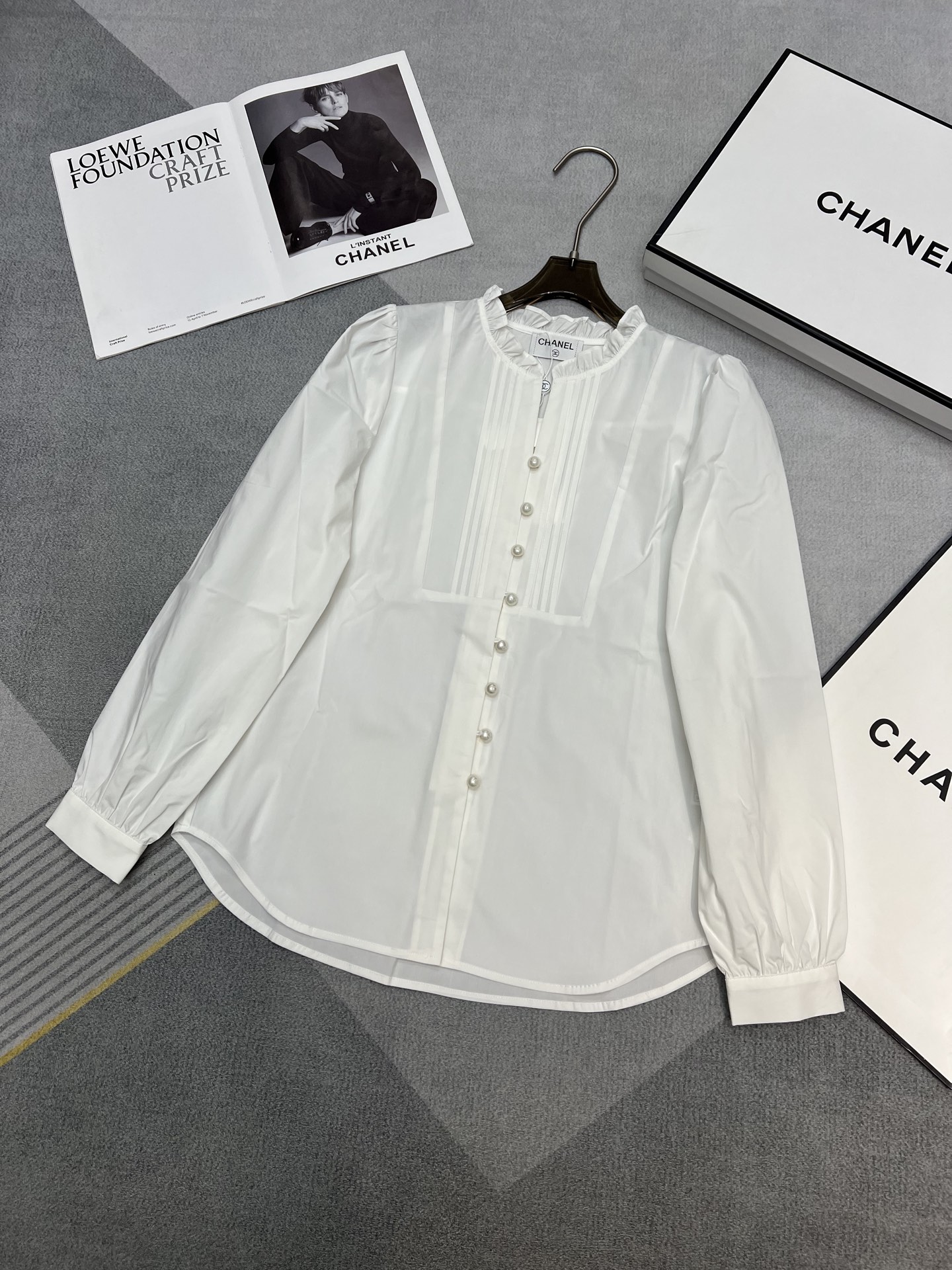 NO:311918,High-quality CHANL*25-year early spring new high-neck shirt/collar lotus collar design/customized high-end buttons/S, chanel, alexander wang19860909高品质CHANL*25年早春新款高领衬衣/领口荷花领设计/定制高级纽扣/S,,chanel,alexander wang,Women's clothing
