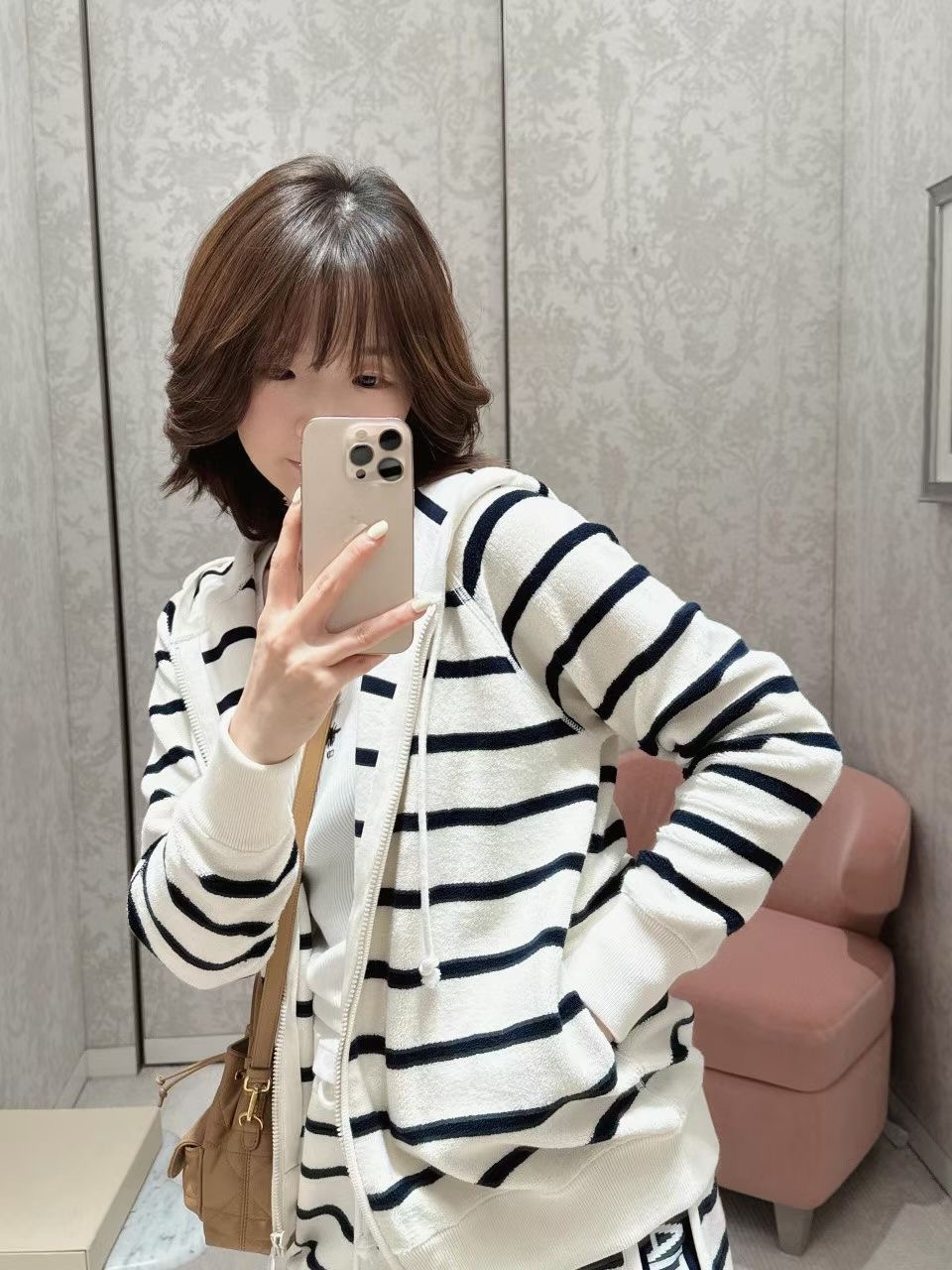 NO:448566,Jacket Shorts P upper body picture, shorts, jackets & coats, alexander wang19860909外套 短裤P上身图,,shorts,jackets & coats,alexander wang,Women's clothing