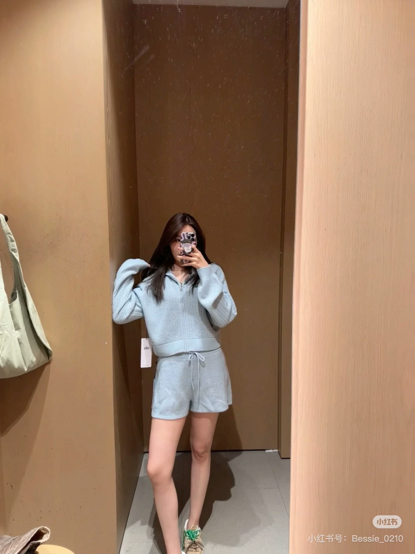 NO:485544,Cardigan Shorts P Shorts P Upper Body Picture, shorts, T-shirt, alexander wang19860909开衫 短袖P 短裤p上身图,,shorts,T-shirt,alexander wang,Women's clothing