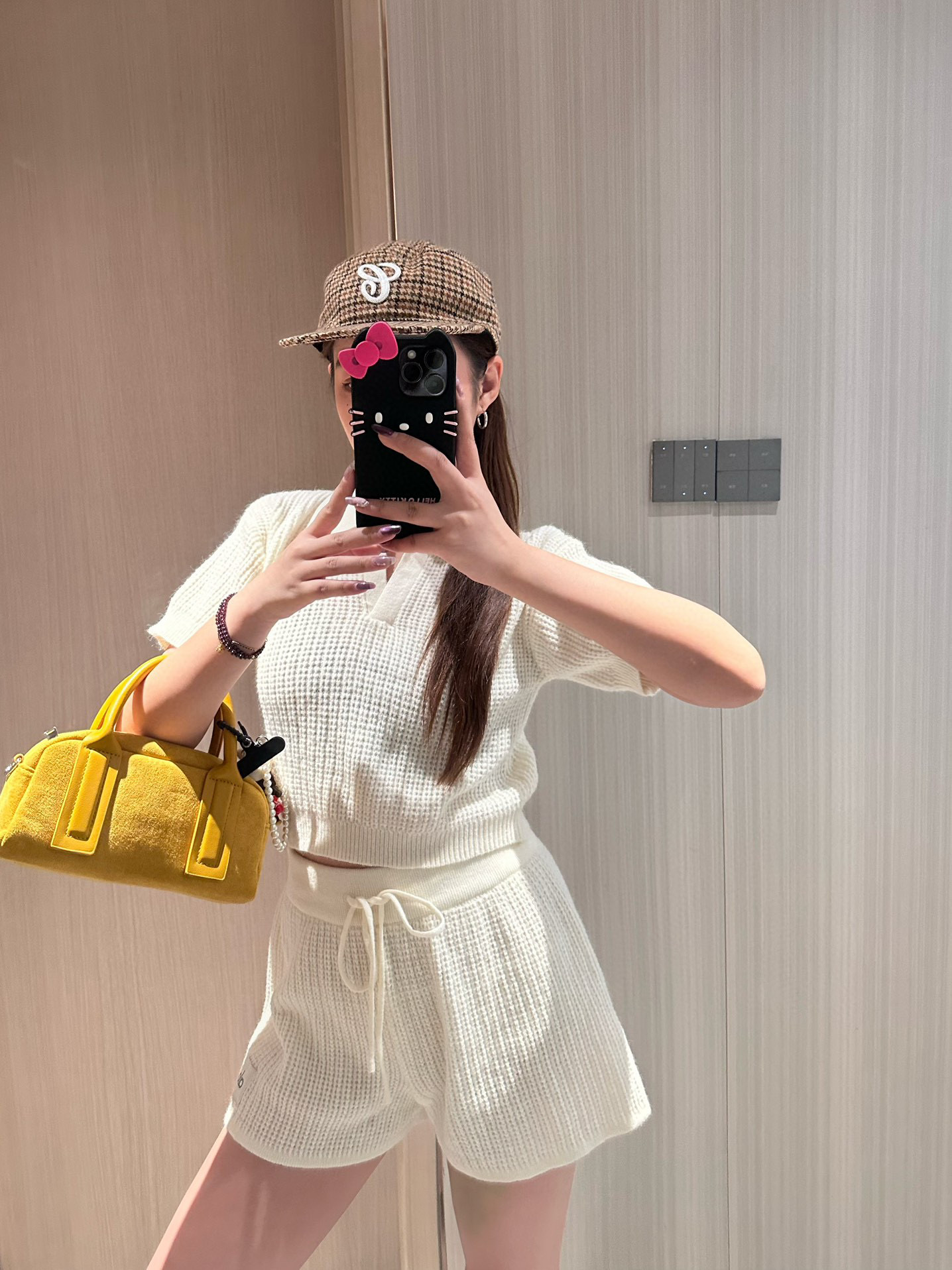 NO:485573,Cardigan Shorts P Shorts P Upper Body Picture, shorts, T-shirt, alexander wang19860909开衫 短袖P 短裤P上身图,,shorts,T-shirt,alexander wang,Women's clothing