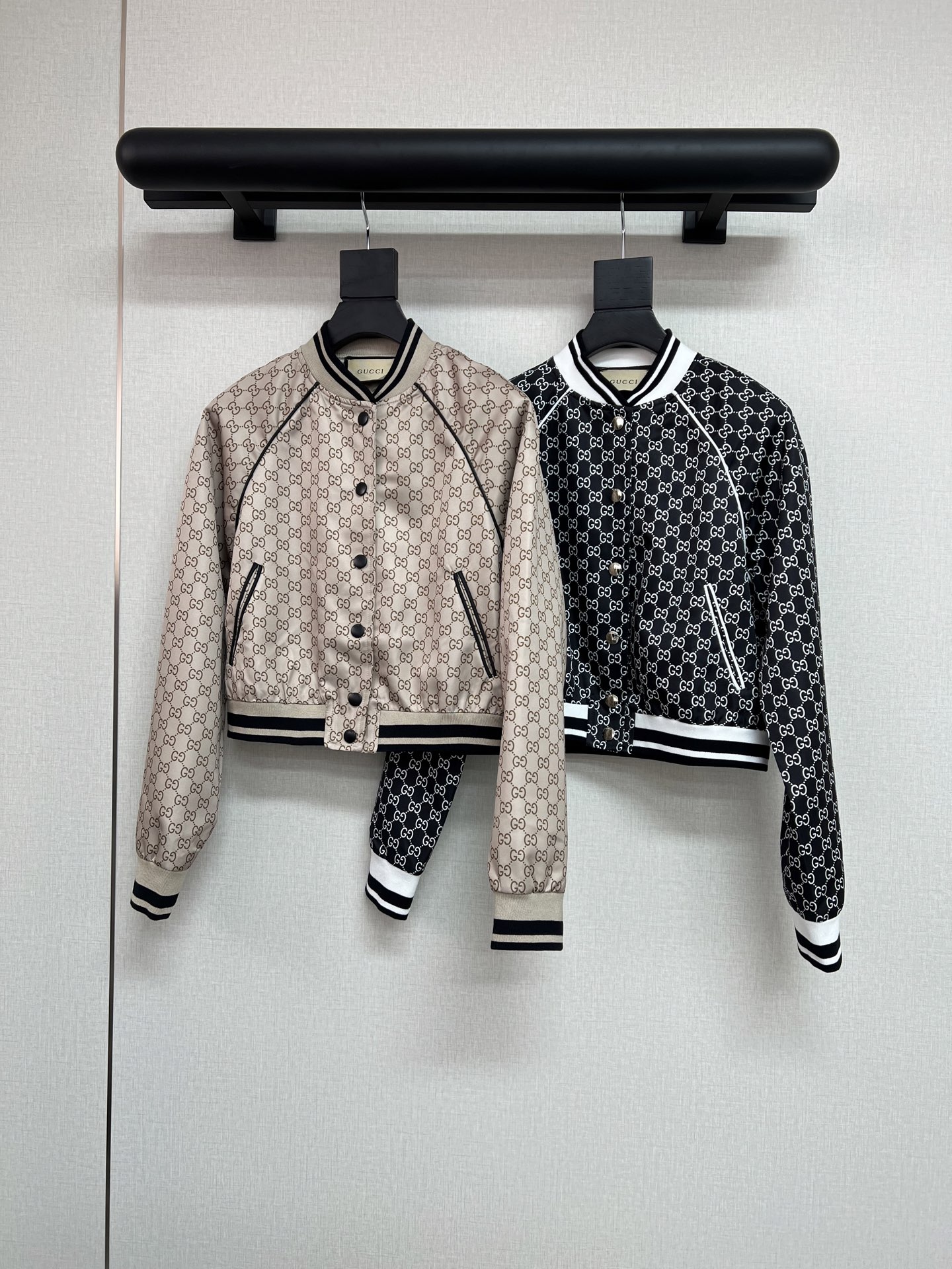 NO:561823,High-quality Gucci*25 new autumn and winter double G printed jacket small coat/coffee black SML,,gucci,jackets & coats,jackets & coats,alexander wang19860909高品质Gucci*25年秋冬新款双G印花夹克小外套/咖色黑色SML,,gucci,jackets & coats,jackets & coats,alexander wang,Women's clothing