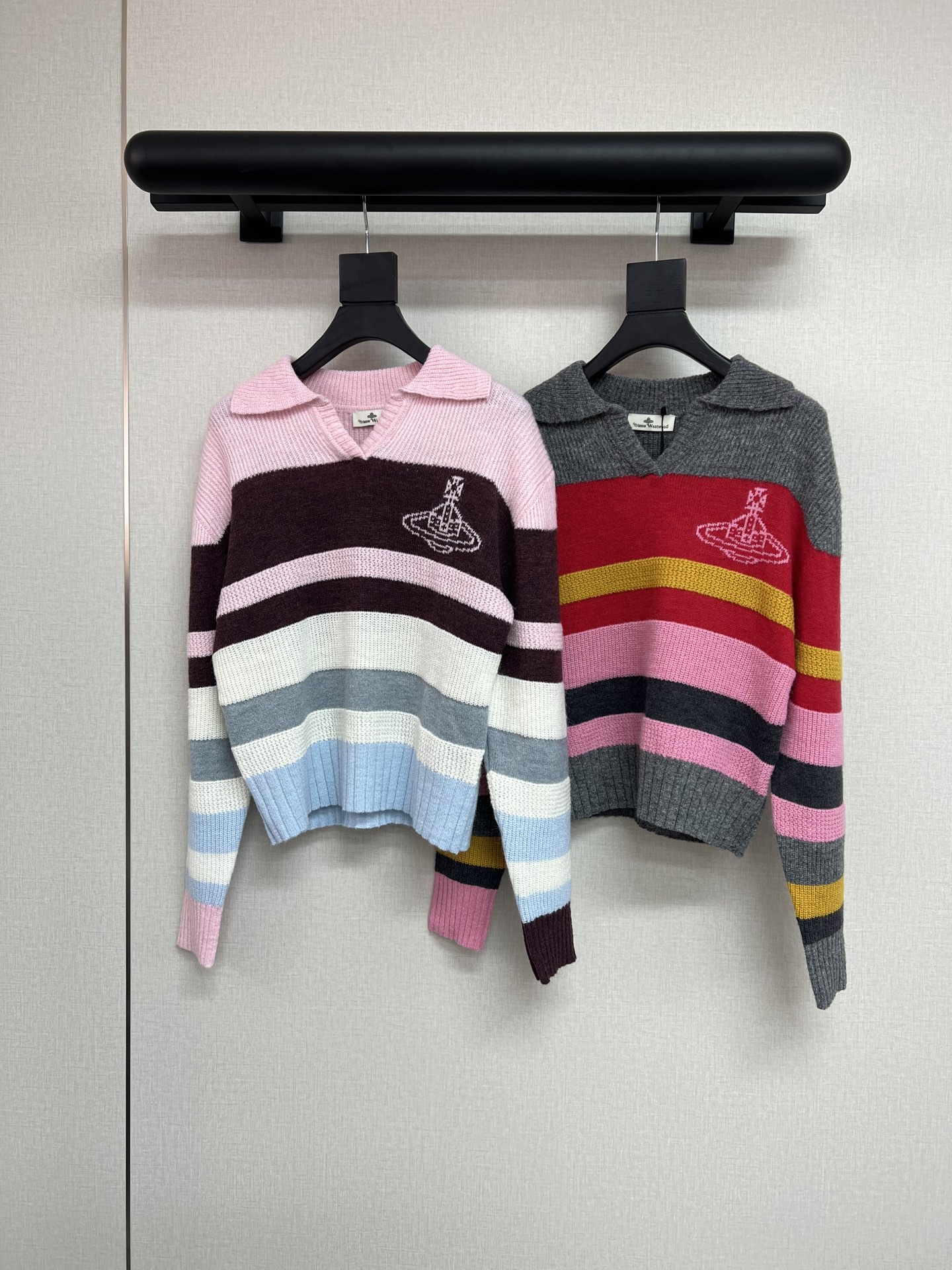 NO:565030,High-quality West Queen Vivienne autumn and winter, there are also candy colors in autumn and winter~ Knitted with 5 kinds of yarns, the colors are so beautiful~ Both colors are beautiful SML,,alexander wang19860909高品质西太后Vivienne秋冬 秋冬还有糖果色～ 5种纱线针织而成 配色也太好看啦～ 两种颜色都好看 SML,,alexander wang,Women's clothing