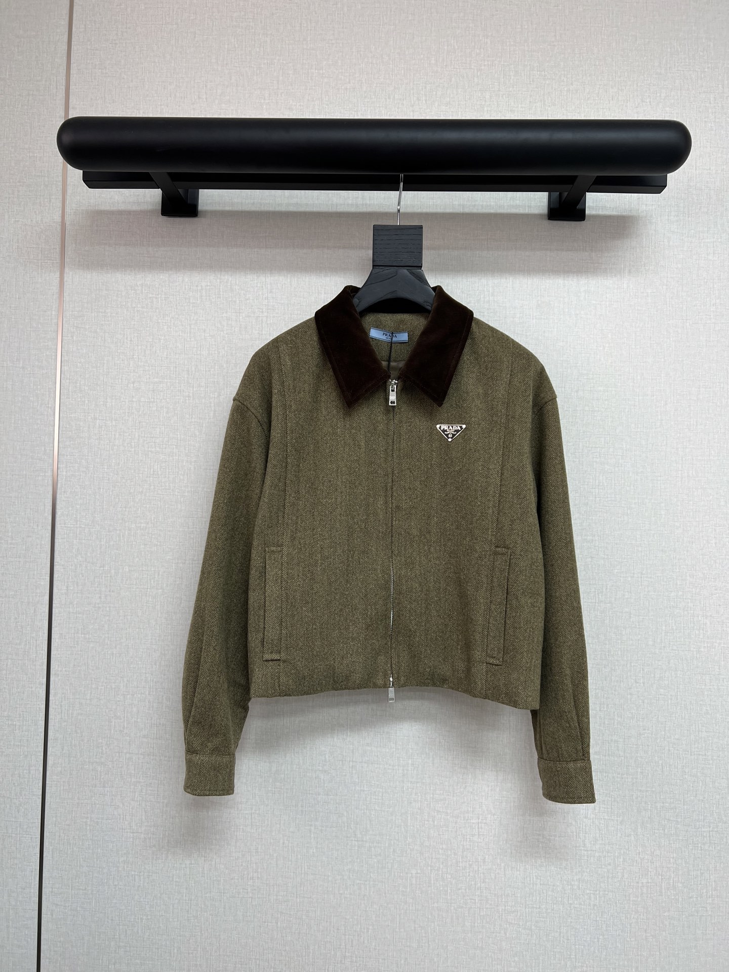 Prada Corduroy Collar Jacket Women's Old Money Style Fall/Winter New