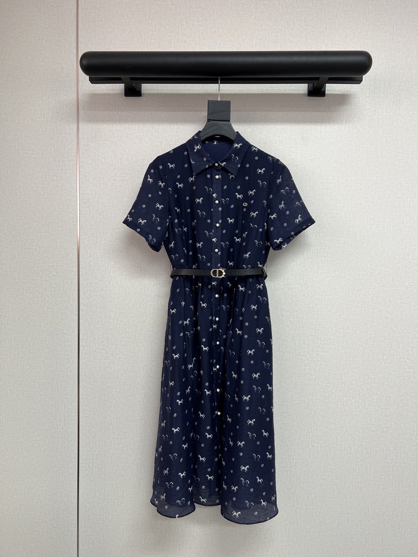 NO:761102,High-quality Dio*26 new summer style pony print slim and elegant dress/with advanced custom-made belt/single product SML,,dior,skirts,19860909高品质Dio*26年夏季新款小马印花修身显瘦大气连衣裙/搭配高级定制腰带/单品SML,,dior,skirts,,Women's clothing