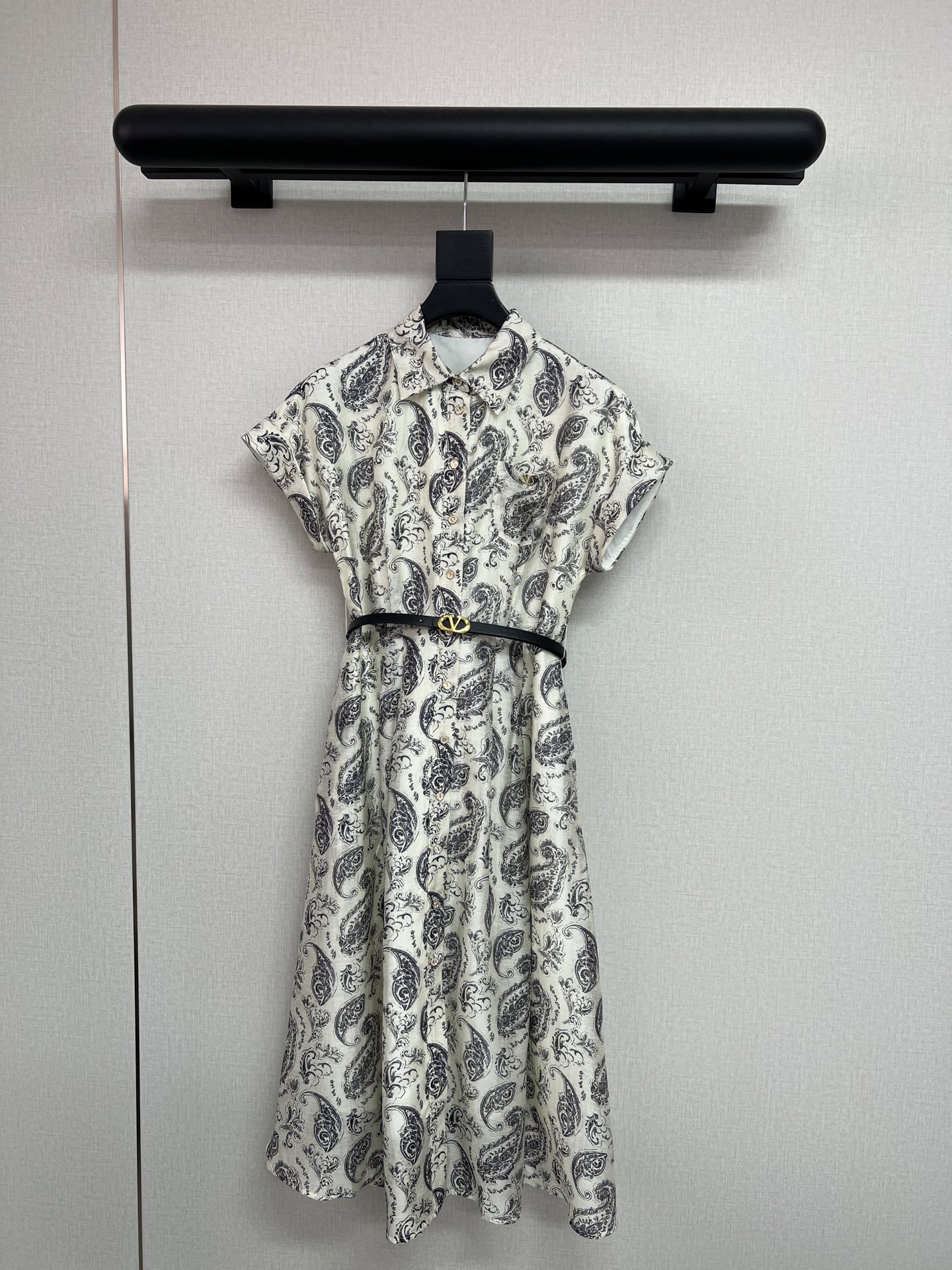 NO:796288,High-quality V's new 26-year-old summer printed rayon short-sleeved dress/matched with a high-end belt, not too picky/single product high-quality SML, skirts, T-shirt,19860909高品质V家26年夏季新款印花人丝短袖连衣裙/搭配高级腰带不挑人/单品高品质SML,,skirts,T-shirt,,Women's clothing