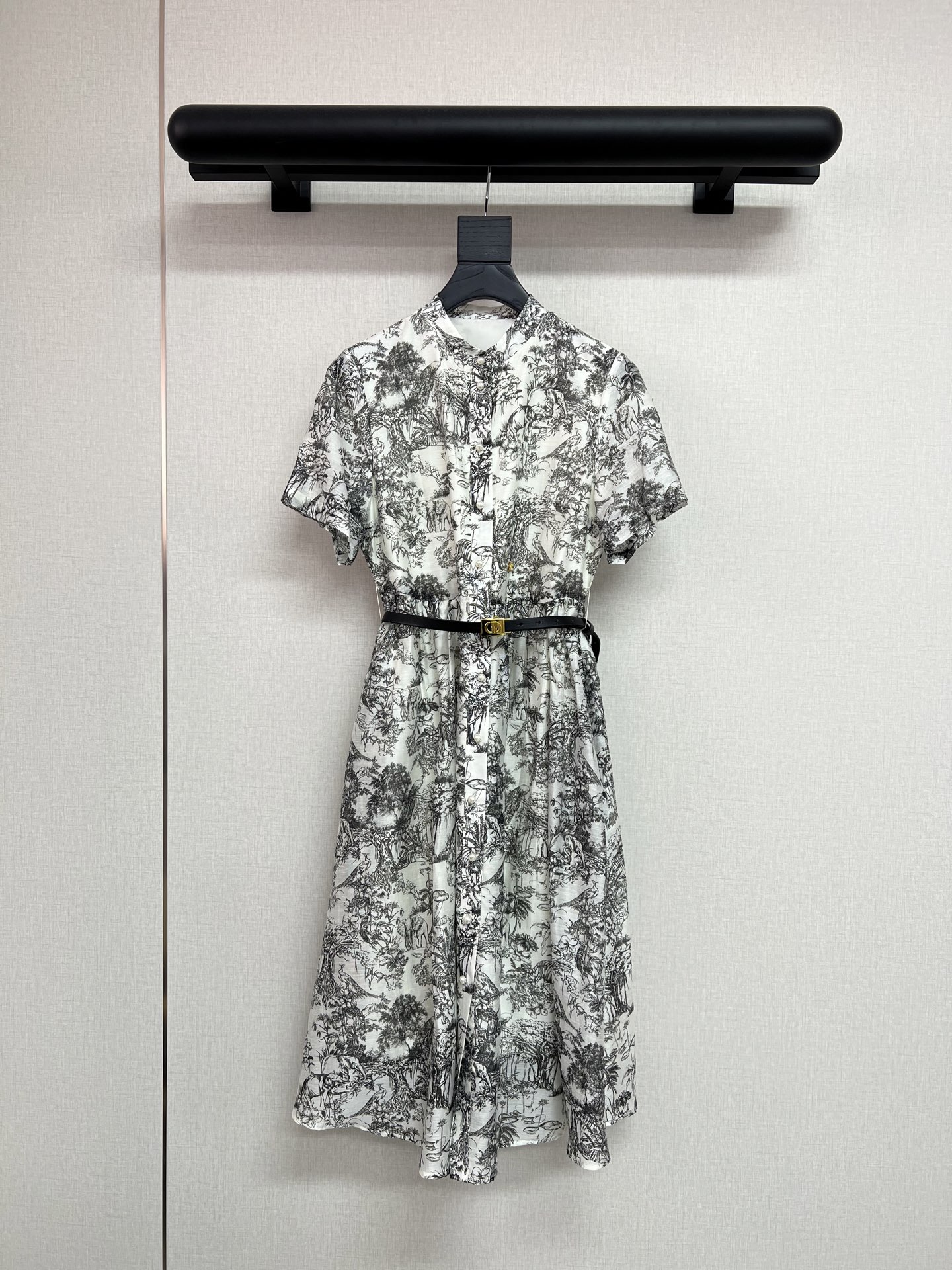 NO:799800,High-quality Dio*26 new summer style jungle animal print linen rayon stand-up collar slim fit dress/with customized high-end belt/SML,, dior, skirts,19860909高品质Dio*26年夏季新款丛林动物印花亚麻人丝立领修身显瘦连衣裙/搭配定制高级腰带/SML,,dior,skirts,,Women's clothing