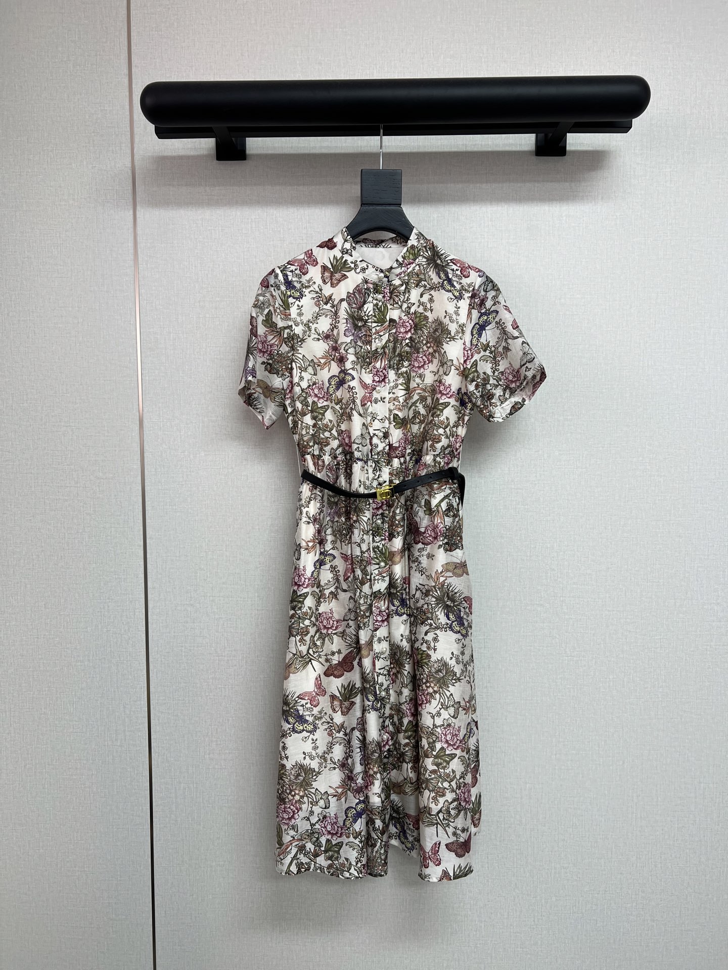 NO:799796,High-quality Dio*26 new summer butterfly print linen rayon stand-up collar slim fit dress/with customized high-end belt/SML,,dior,skirts,19860909高品质Dio*26年夏季新款蝴蝶印花亚麻人丝立领修身显瘦连衣裙/搭配定制高级腰带/SML,,dior,skirts,,Women's clothing