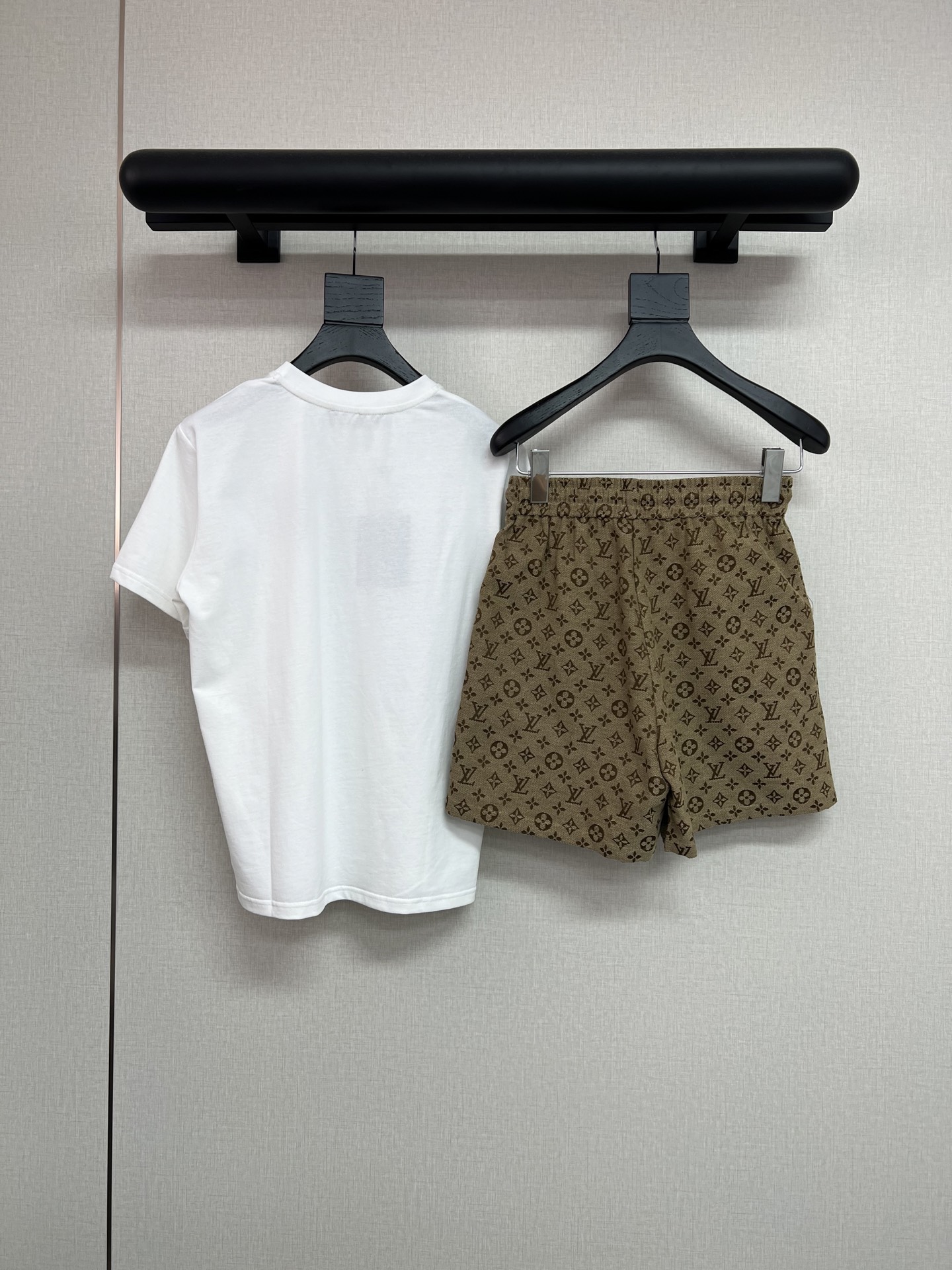Louis Vuitton Logo T-Shirt Shorts Set