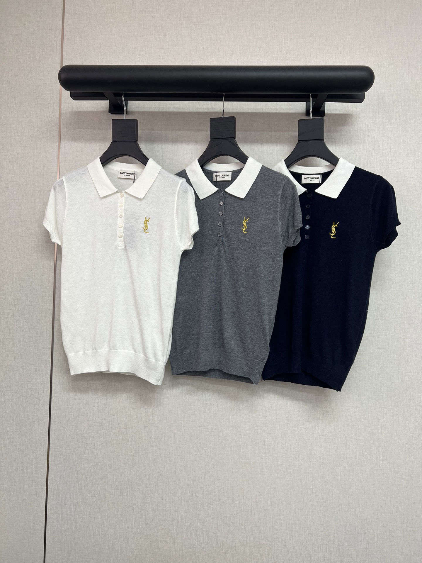 NO:925263,YSL2026 new summer style lapel knitted short-sleeved three-color SML, saint laurent, T-shirt,19860909YSL2026夏季新款翻领针织短袖 三色SML,,saint laurent,T-shirt,,Women's clothing