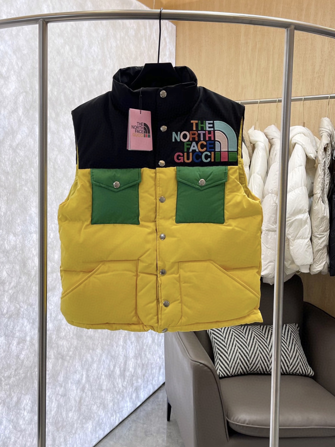 Shop the Best High Quality Gucci AAA+ Clothing Down Jacket Waistcoats Red White Yellow Goose Down