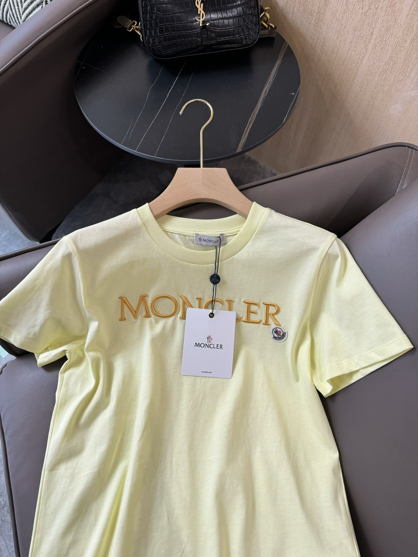 QG24011#爆款T恤Moncler顶级复制1:1定制版刺绣字母短袖T恤黑色蓝色黄色粉色白色杏色绿色S