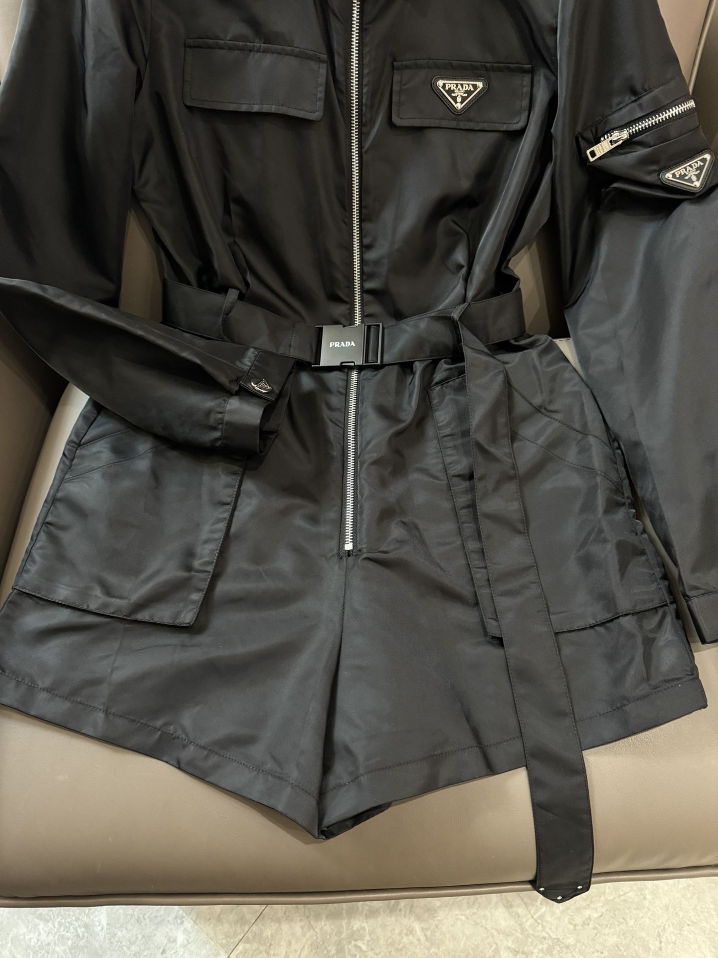 XC24029#新款连体裤PRADA三角标尼龙材质长袖连体裤黑色SML