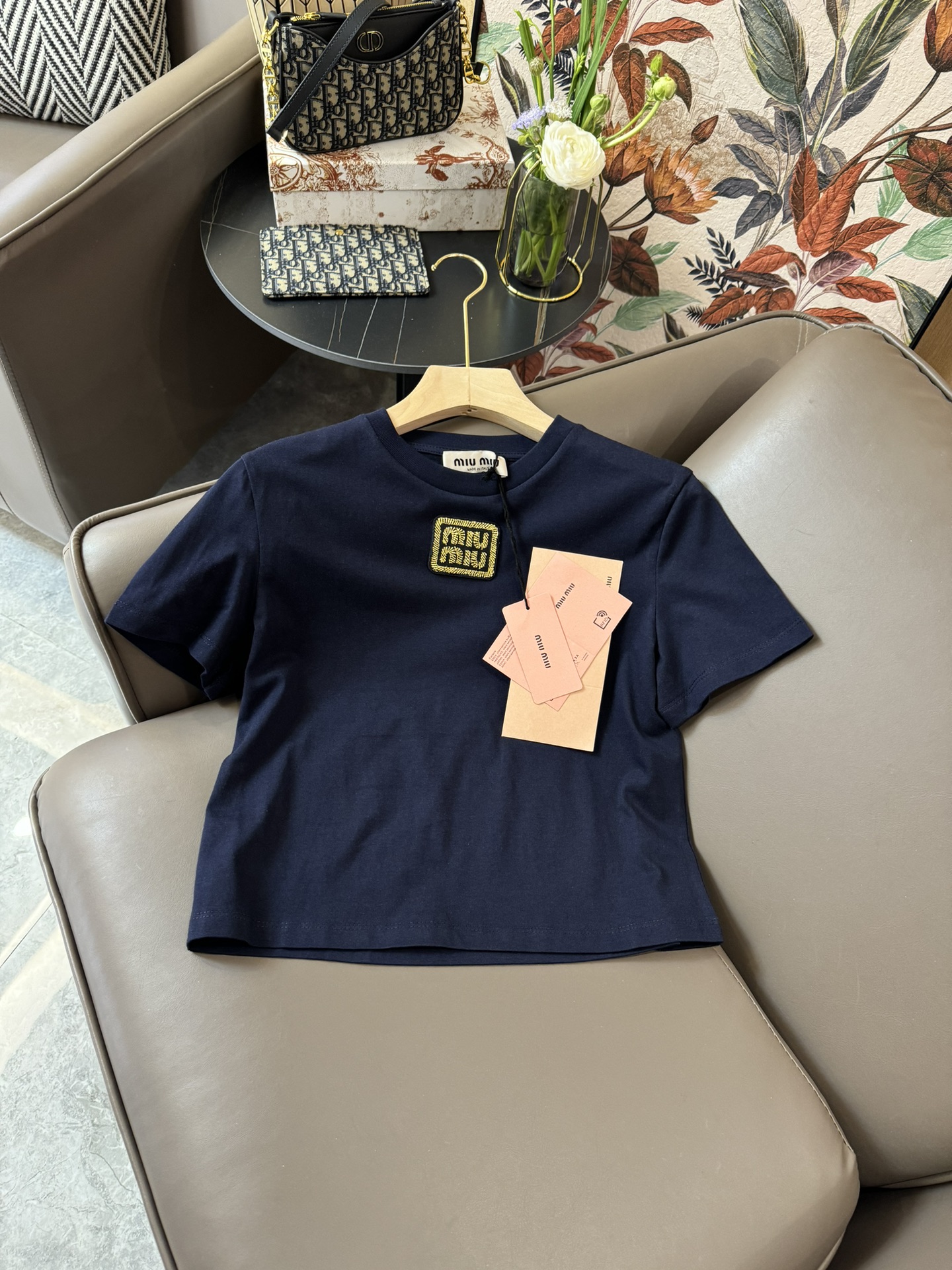 QG24071#新款T恤miumiu金线刺绣logo短袖基础款简洁T恤藏蓝色白色SML