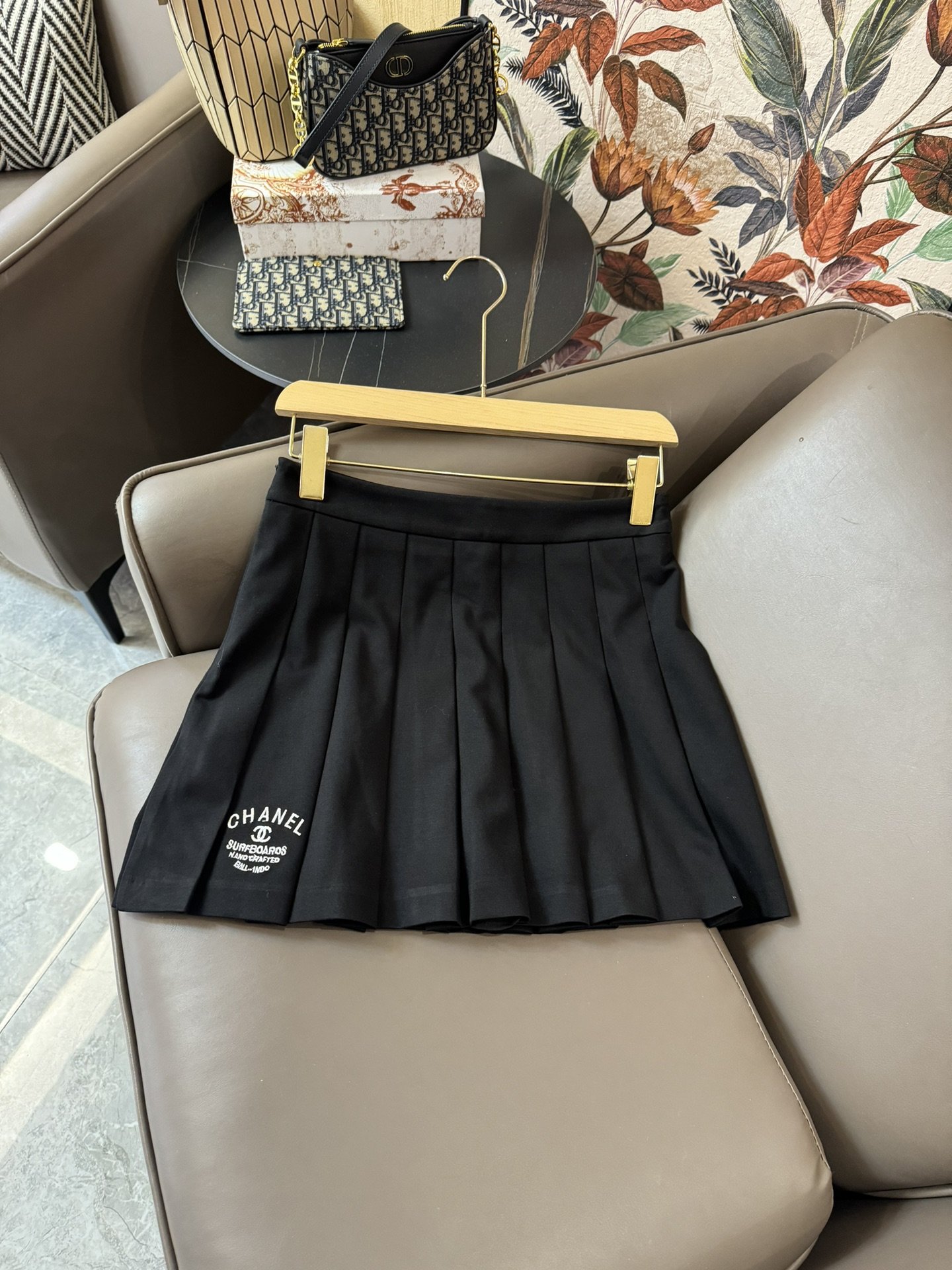 XC24038#新款套装chanelpolo领短袖上衣压褶半裙套装白色黑色SML