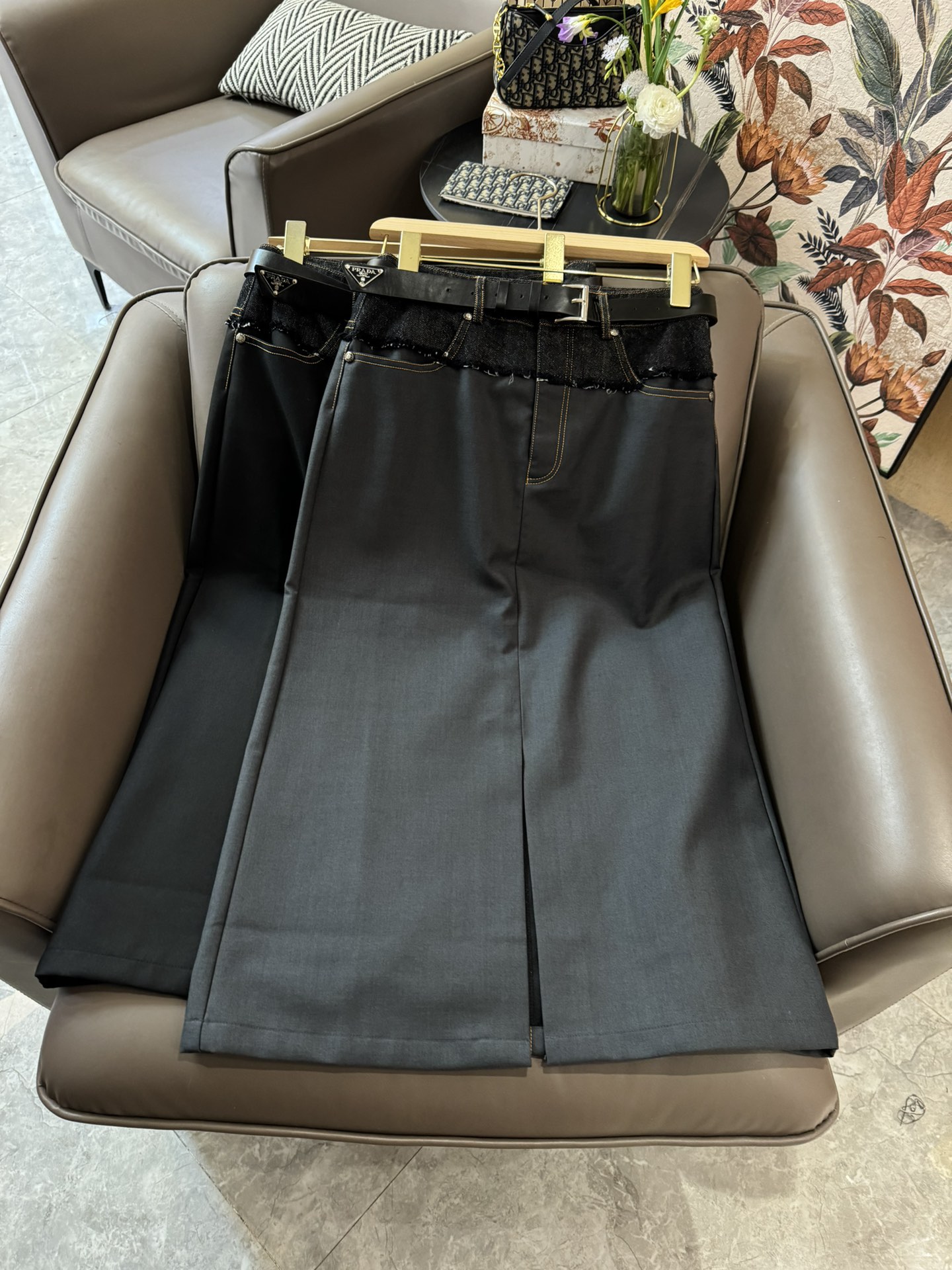 XC24052#新款半裙Prada拼接款配腰带西装料长半裙灰色黑色SML