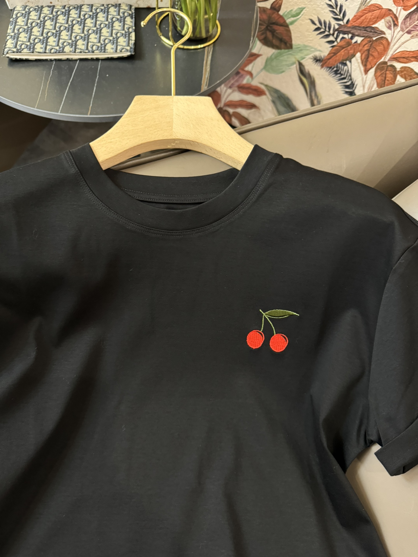 YJ014#新款T恤原创设计樱桃绣花短袖T恤白色黑色灰色SML