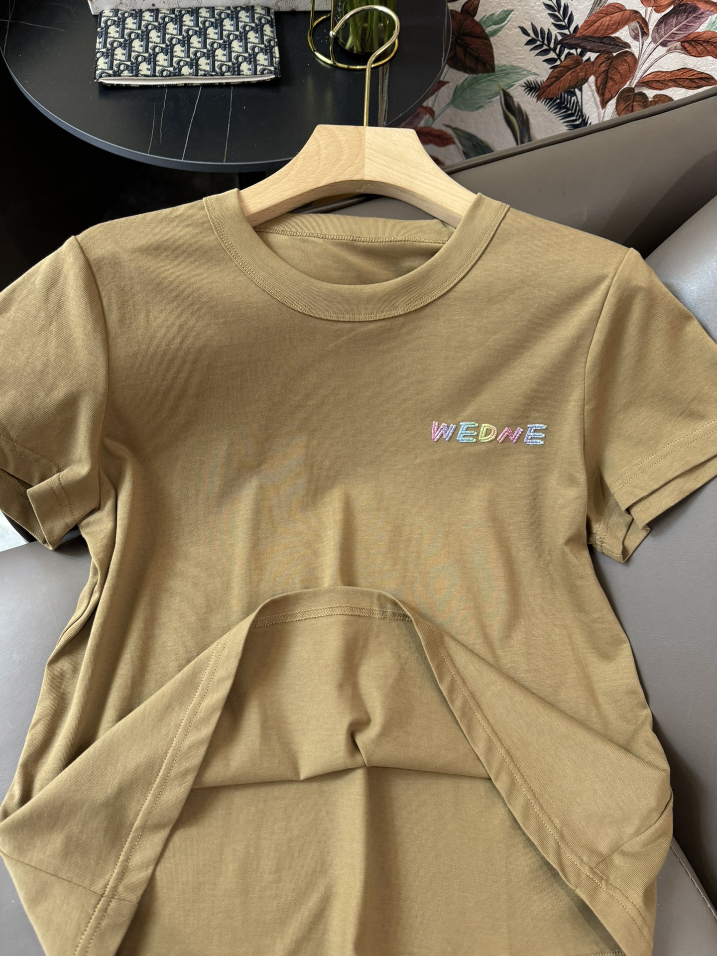 YJ013#新款T恤WE字母珠管绣花短袖T恤白色黑色杏色SML