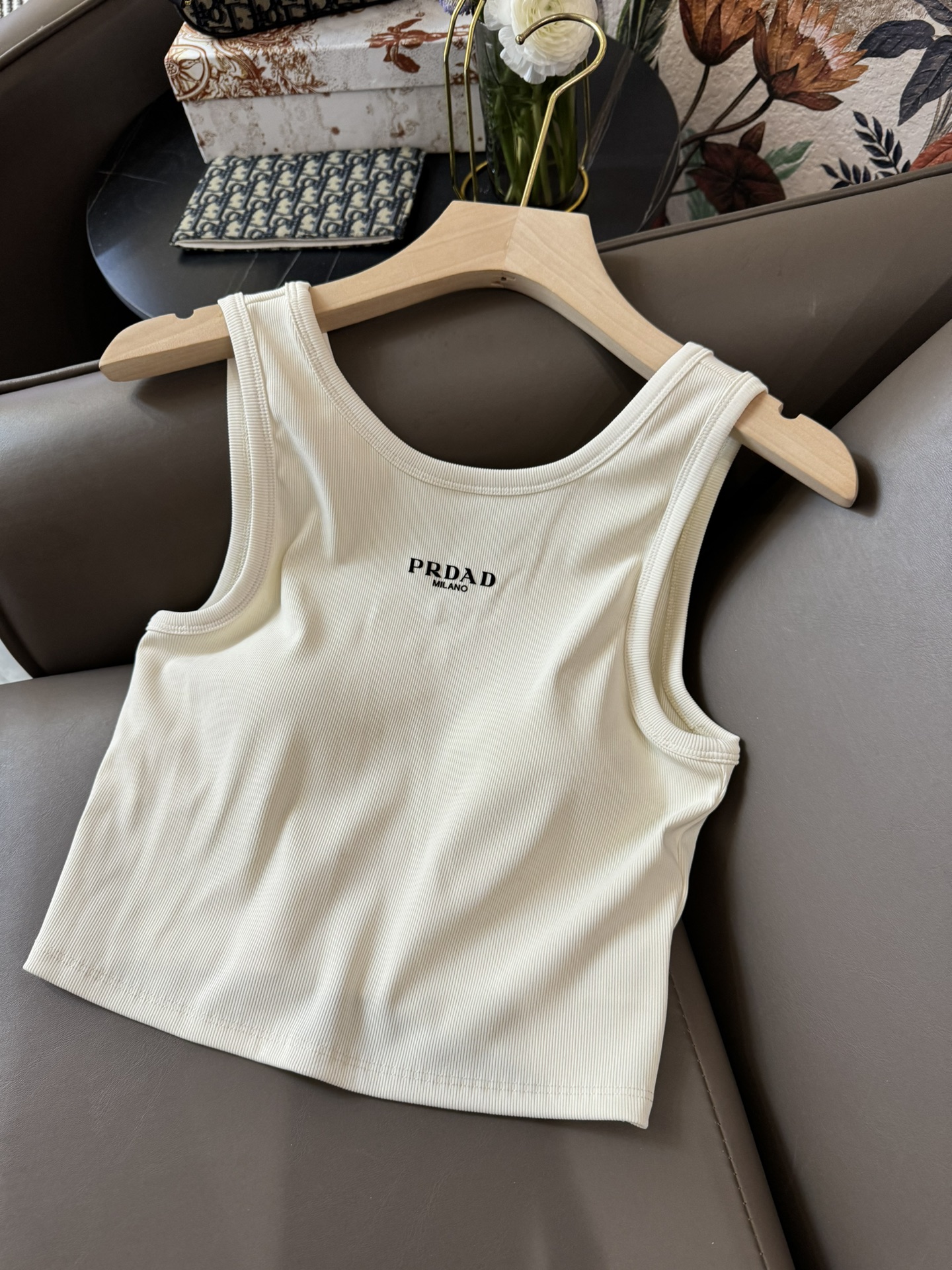 YJ016#新款T恤Prada字母美背背心短袖T恤白色黑色灰色SMLXL