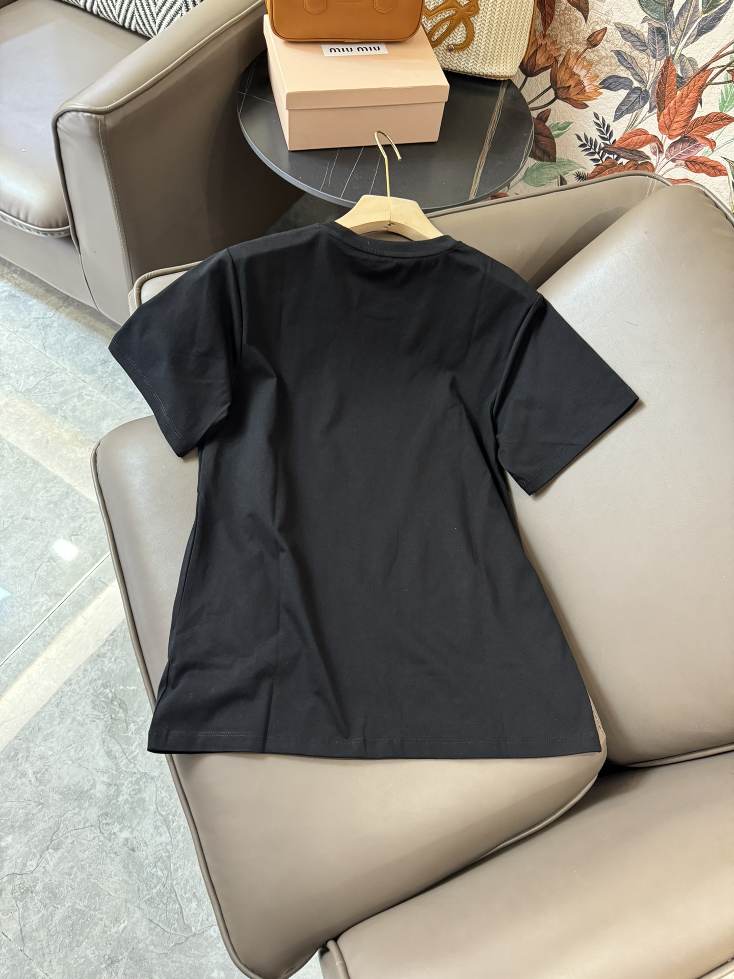 DG012#新款T恤miumiu手工订珠片修身款短袖T恤黑色白色SML
