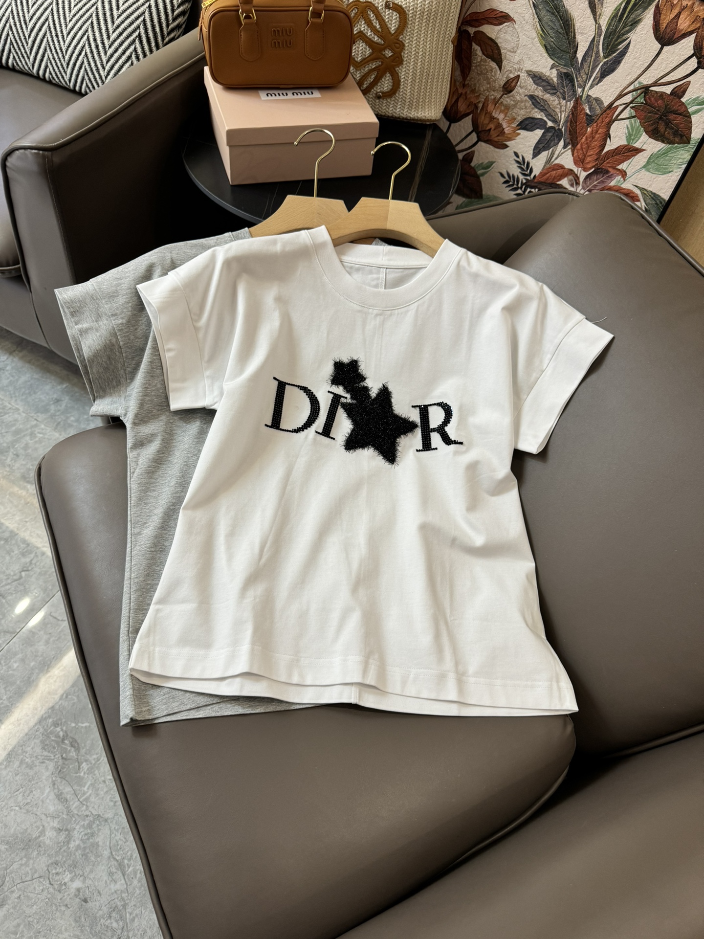 DG007#新款T恤⚠️Pylwwb Di*r 星星款 短袖T恤 灰色 白色 SML