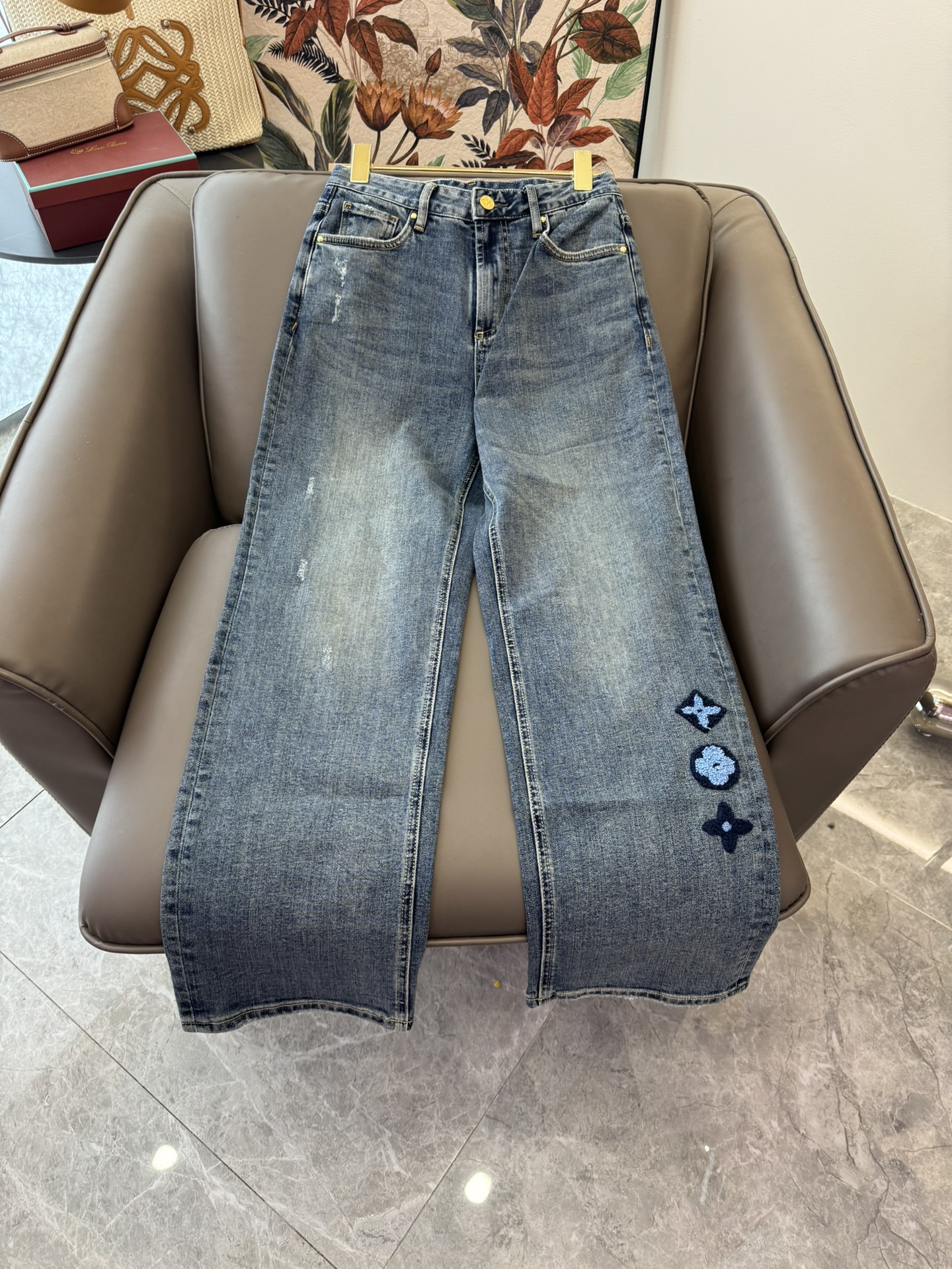 2024 réplique
 Louis Vuitton Vêtements Jeans Culottes & Pantalons Broderie de fleurs