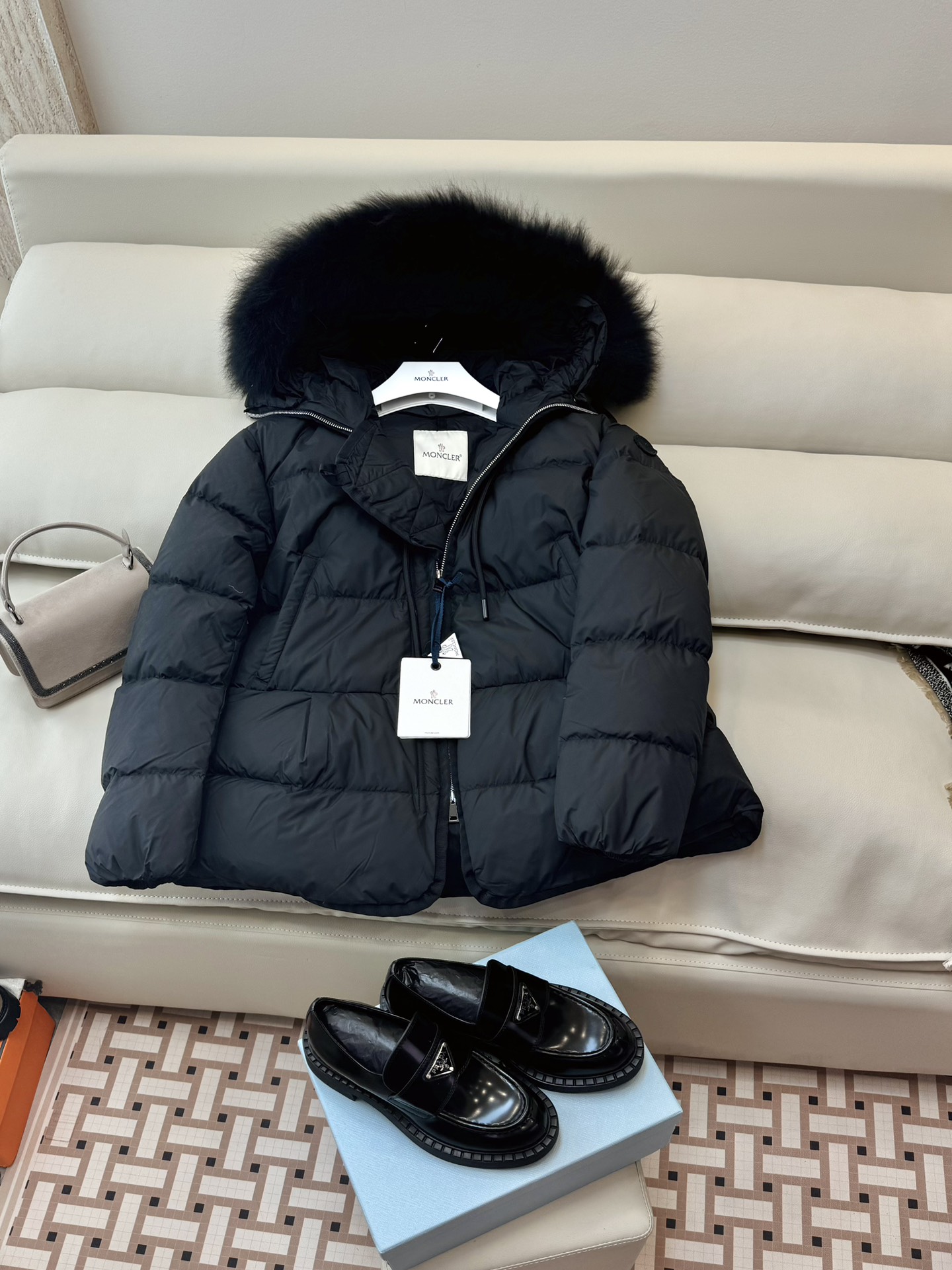 MN012#新款羽绒服白雪公主moncler90%白鹅绒羊羔毛领羽绒服黑色白色0-1-2