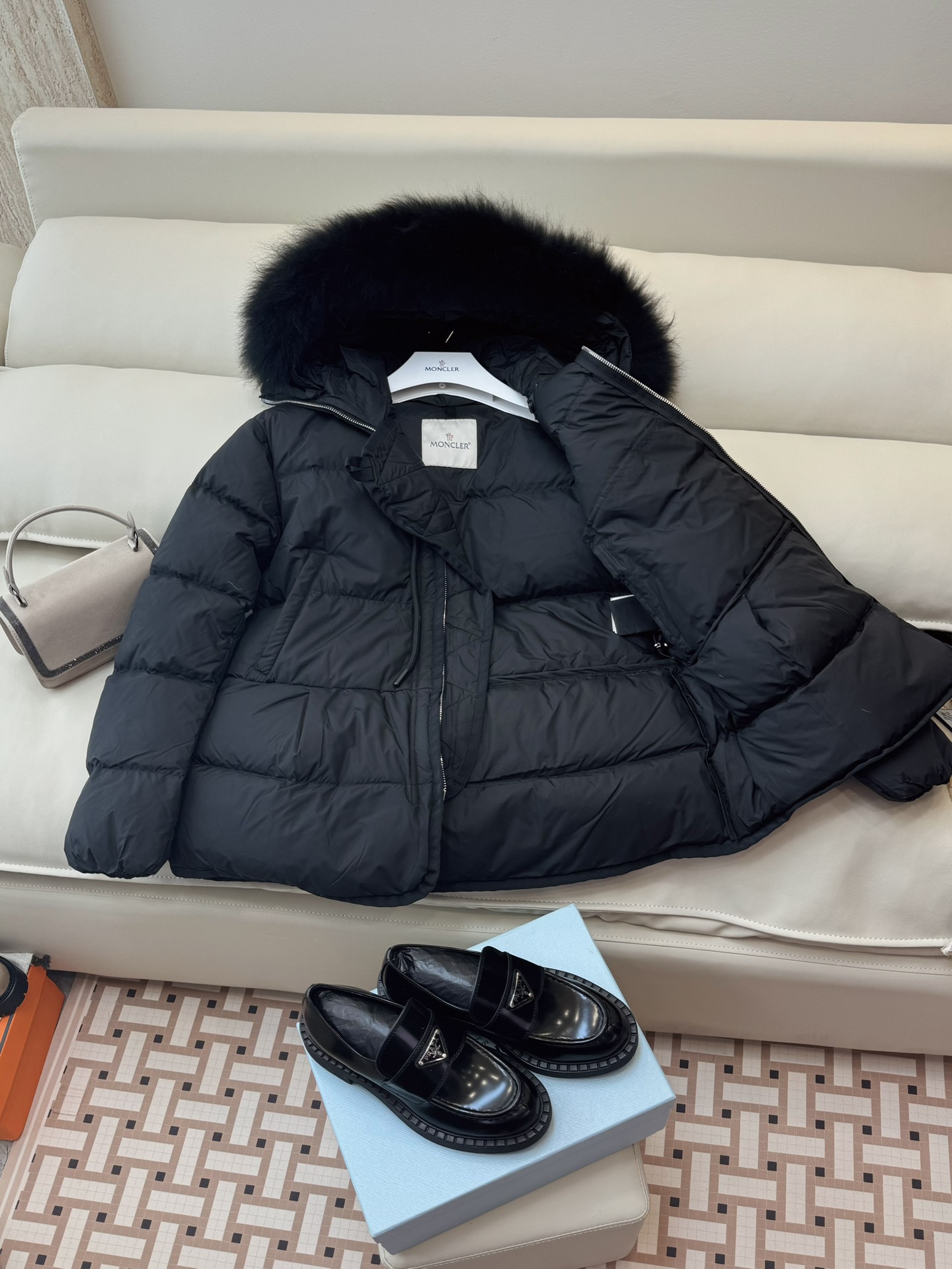 MN012#新款羽绒服白雪公主moncler90%白鹅绒羊羔毛领羽绒服黑色白色0-1-2