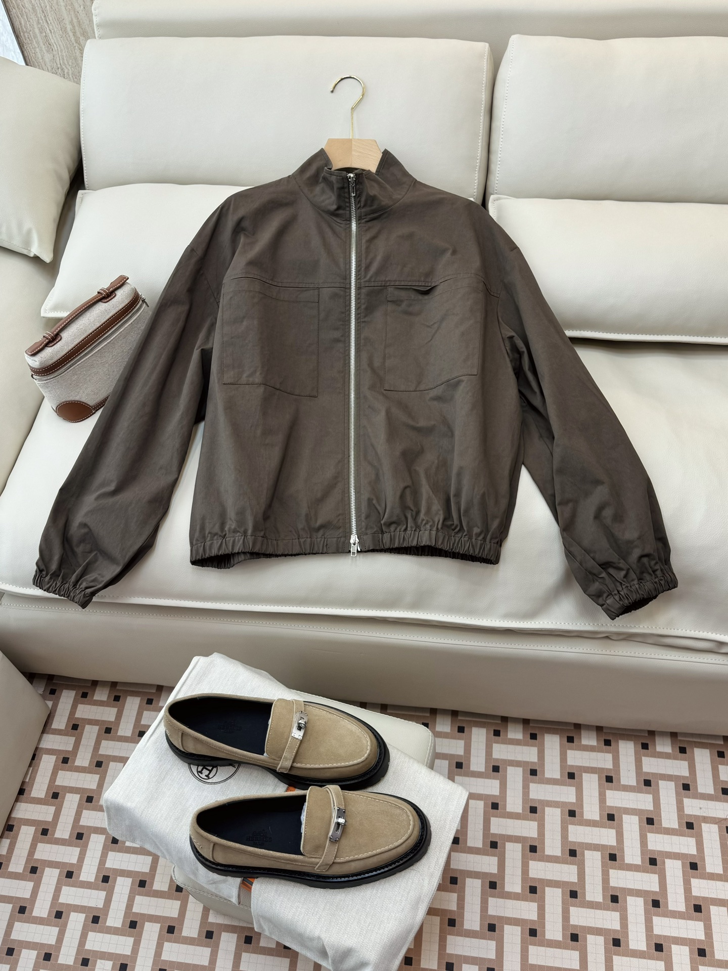 NO:695985,MY041# New coat special clear version 1L LP zipper style cotton long-sleeved coat two colors, loro piana, jackets & coats,19860909MY041#新款外套特清版1L LP 拉链款 跑量 棉 长袖外套 两色,,loro piana,jackets & coats,,Women's clothing